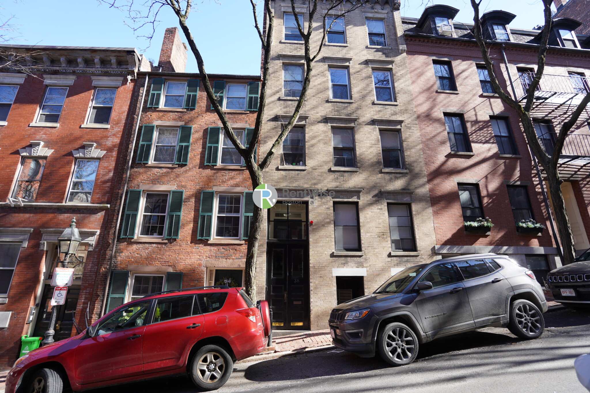 38 Garden St, Beacon Hill