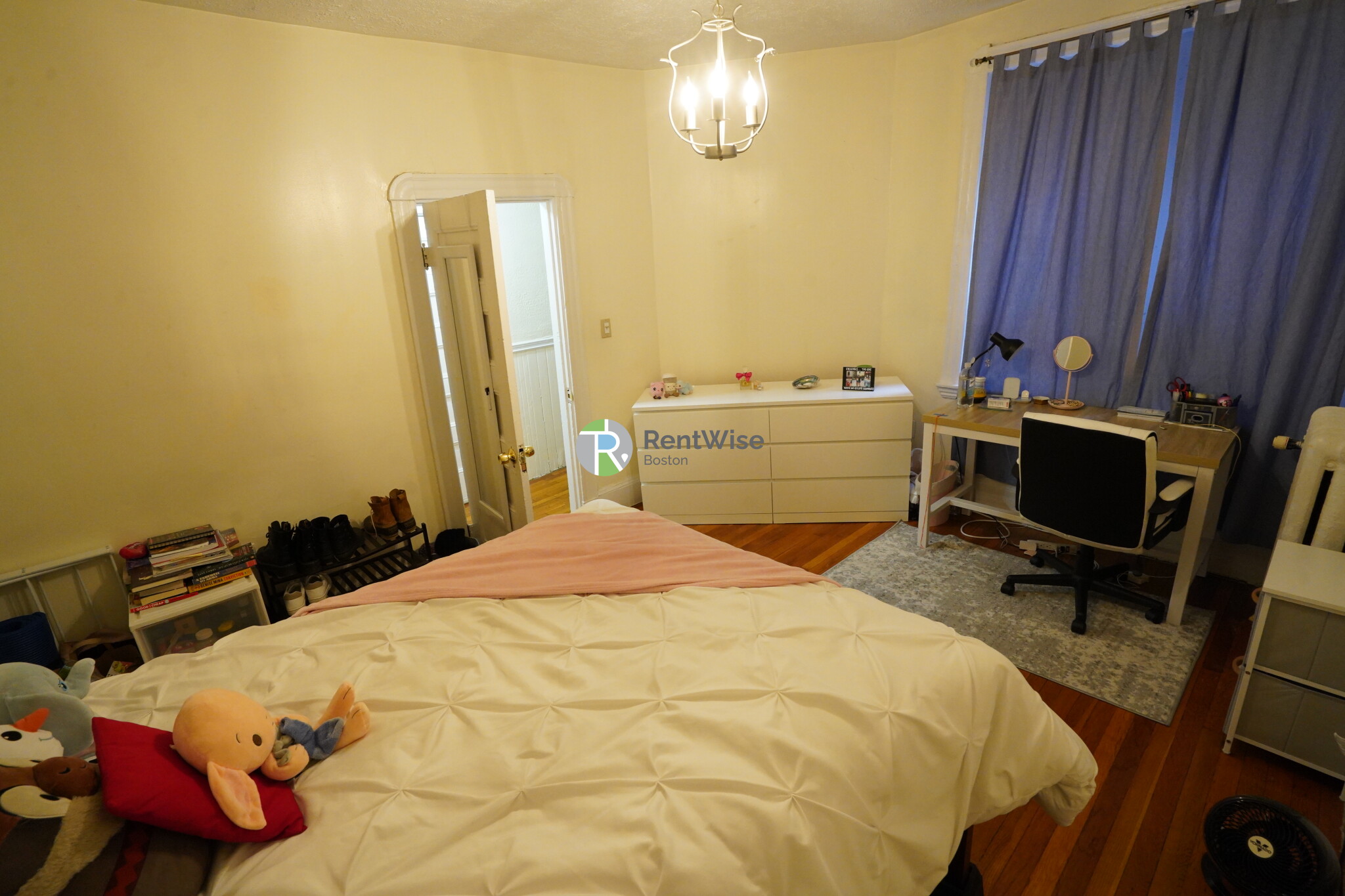 72 Revere St, Beacon Hill