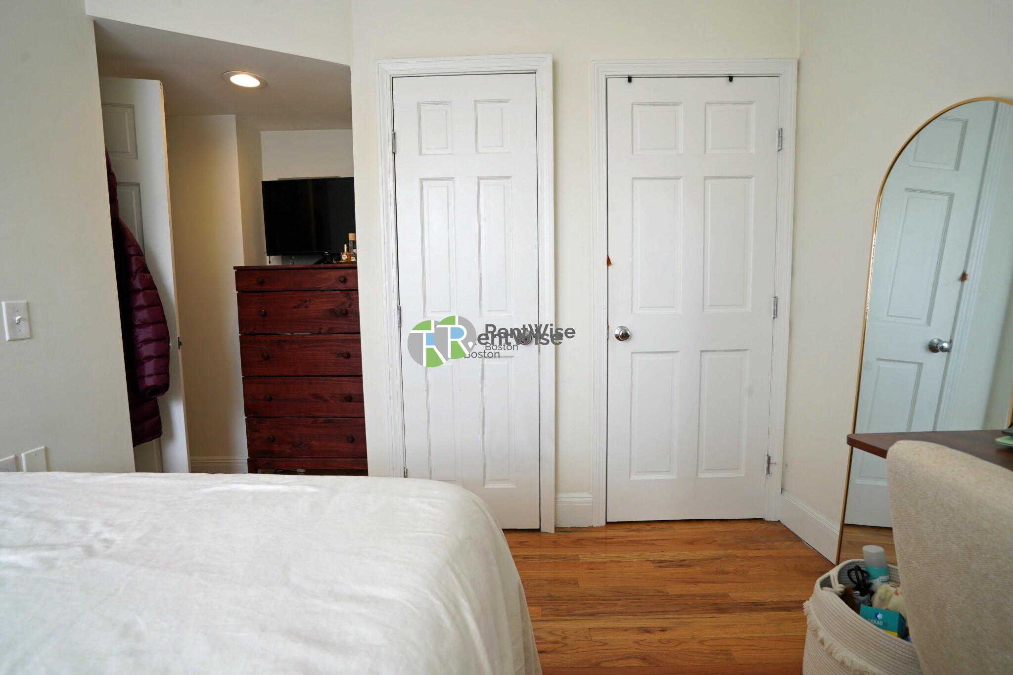 10 Brainerd Rd, Allston