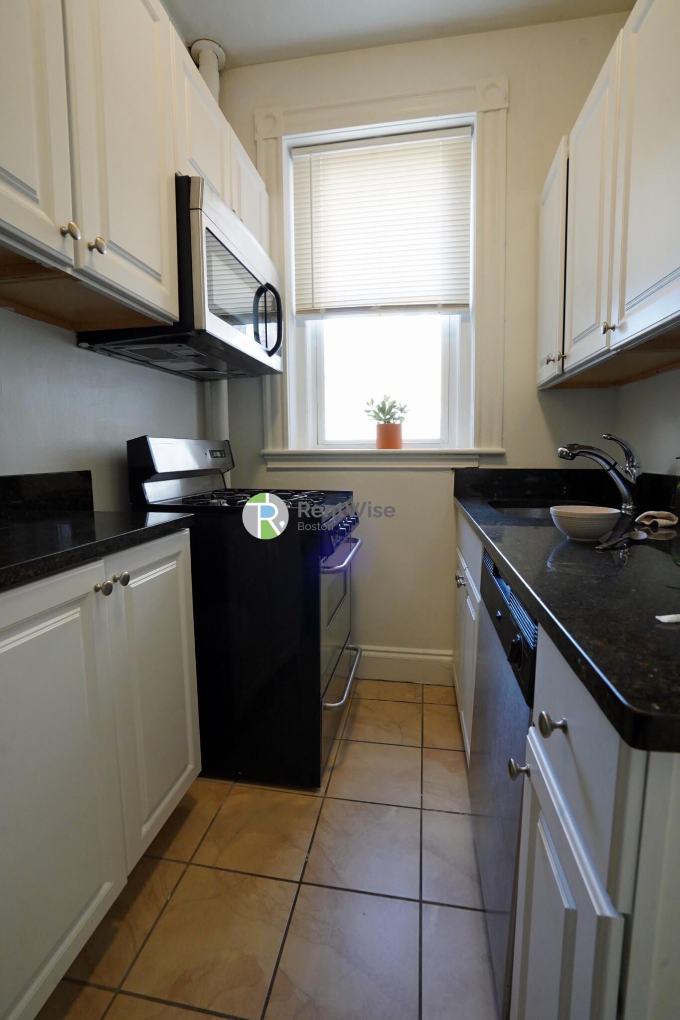 14 Orkney Rd, Brighton