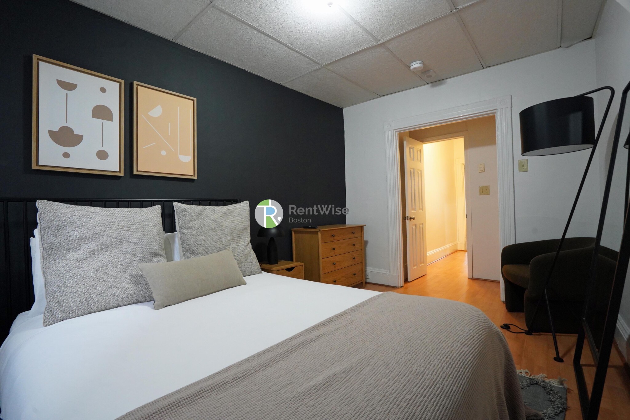 12 Foster St, North End