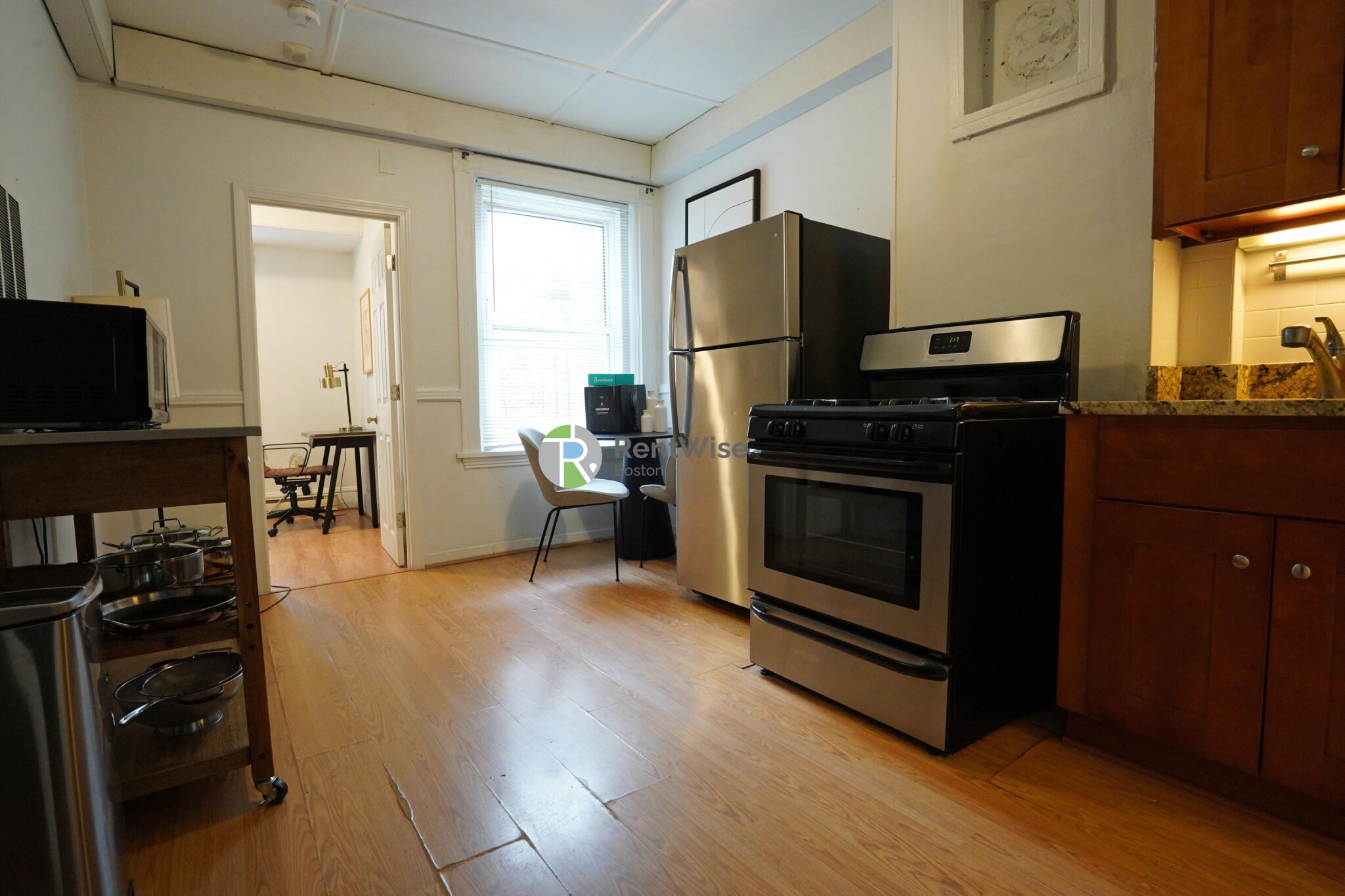 12 Foster St, North End