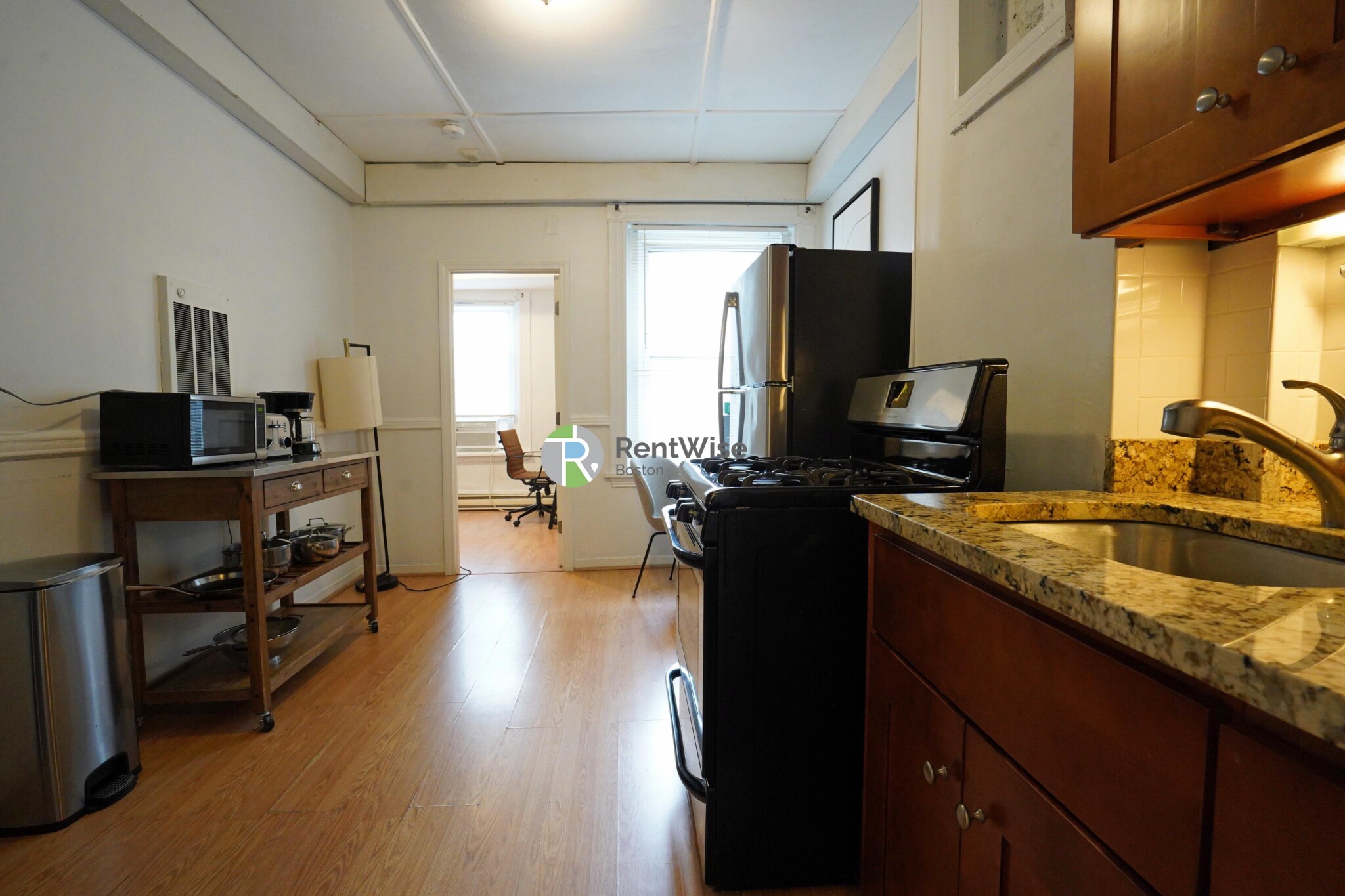 12 Foster St, North End