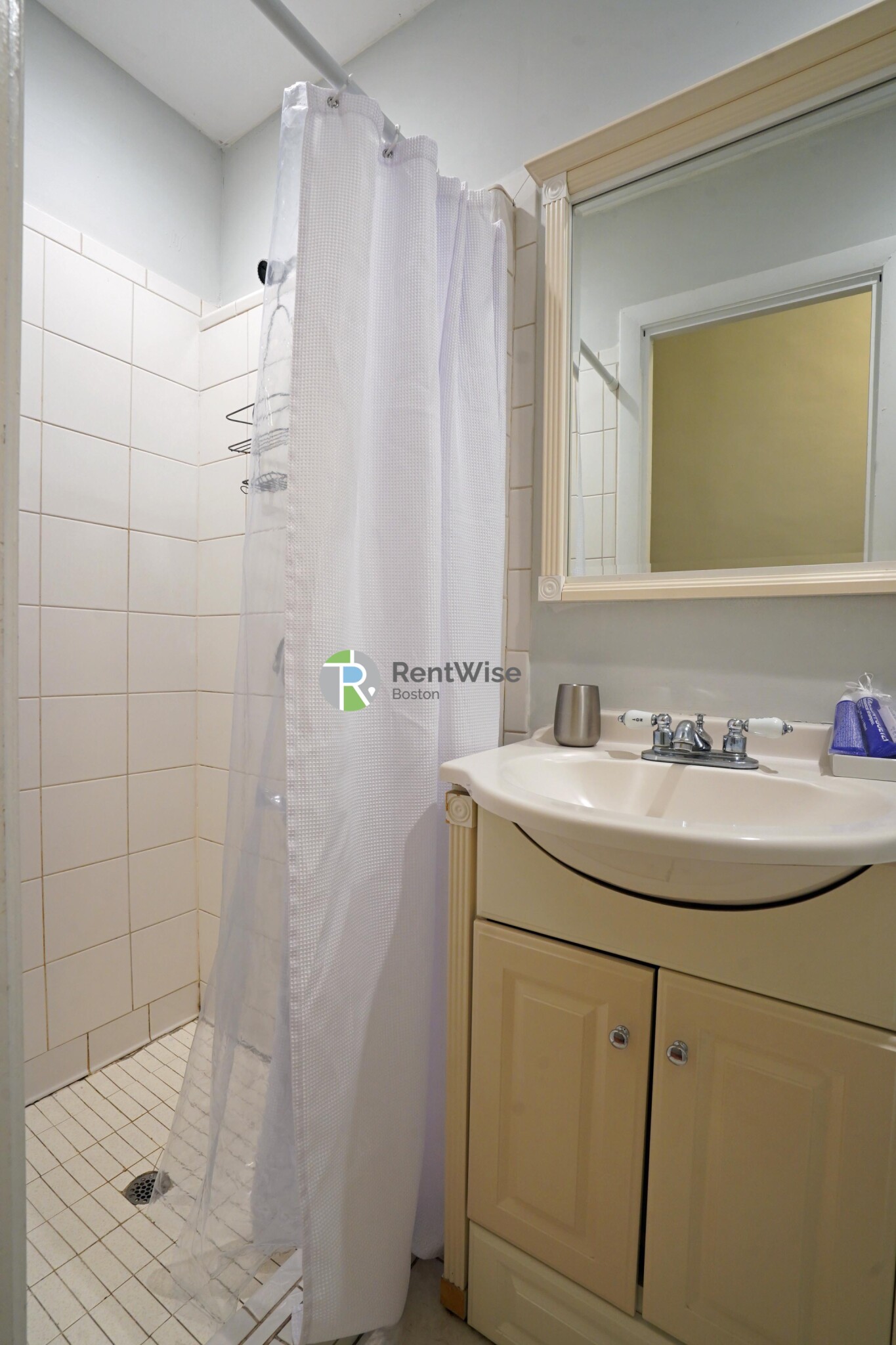 12 Foster St, North End