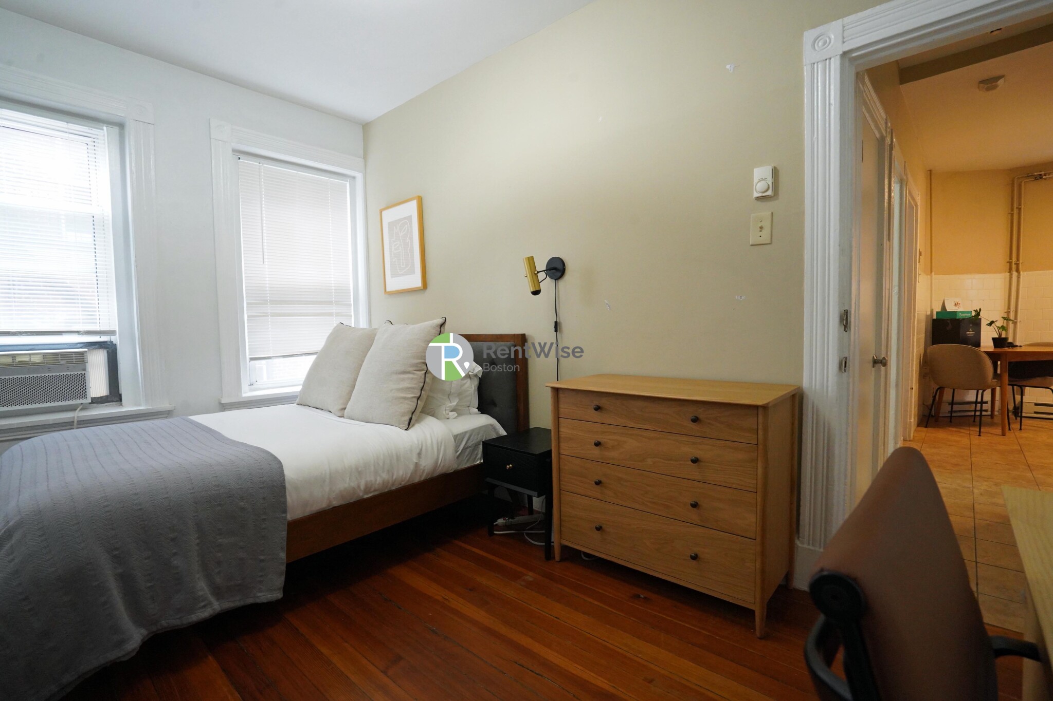 12 Foster St, North End