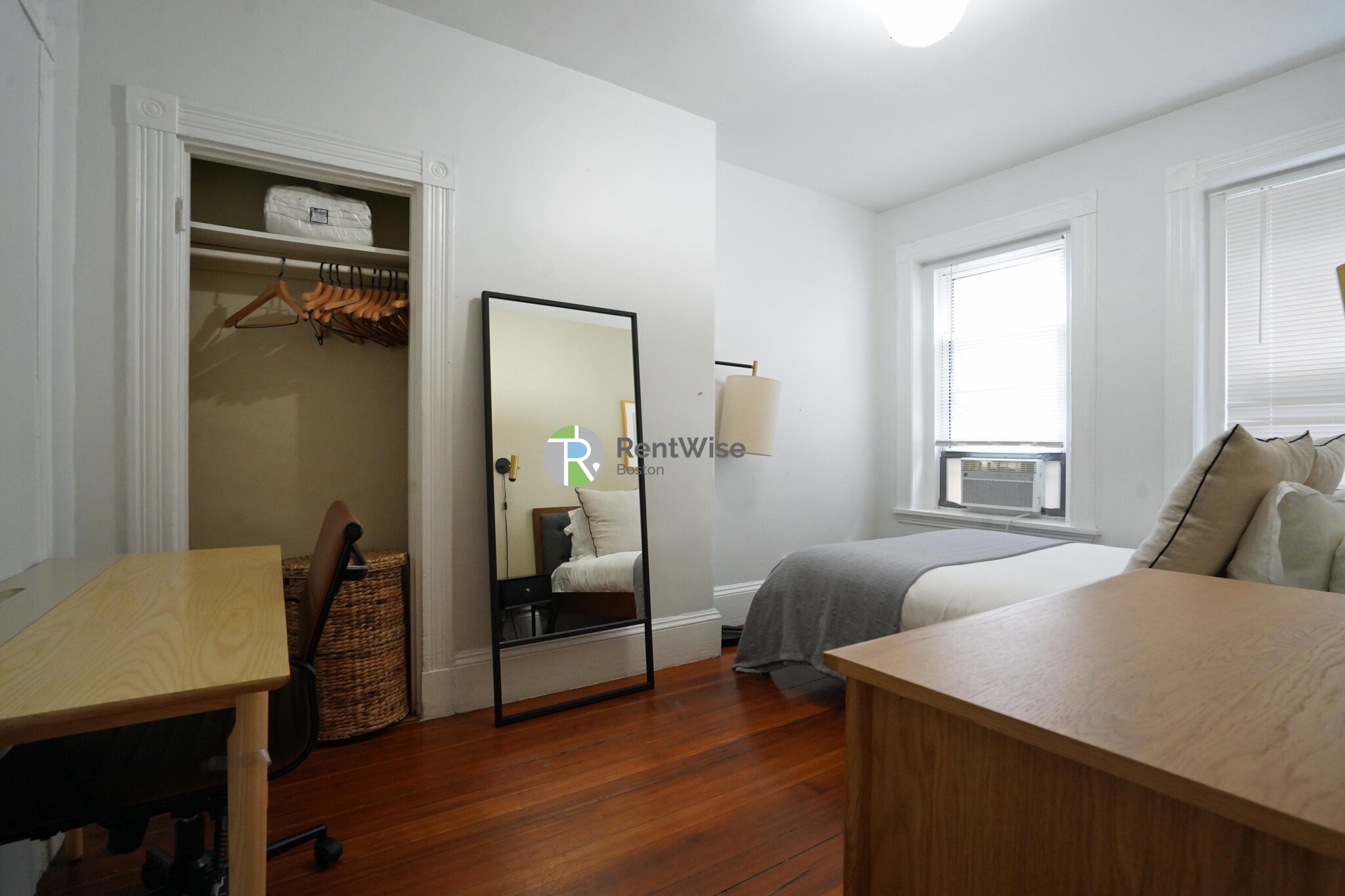 12 Foster St, North End