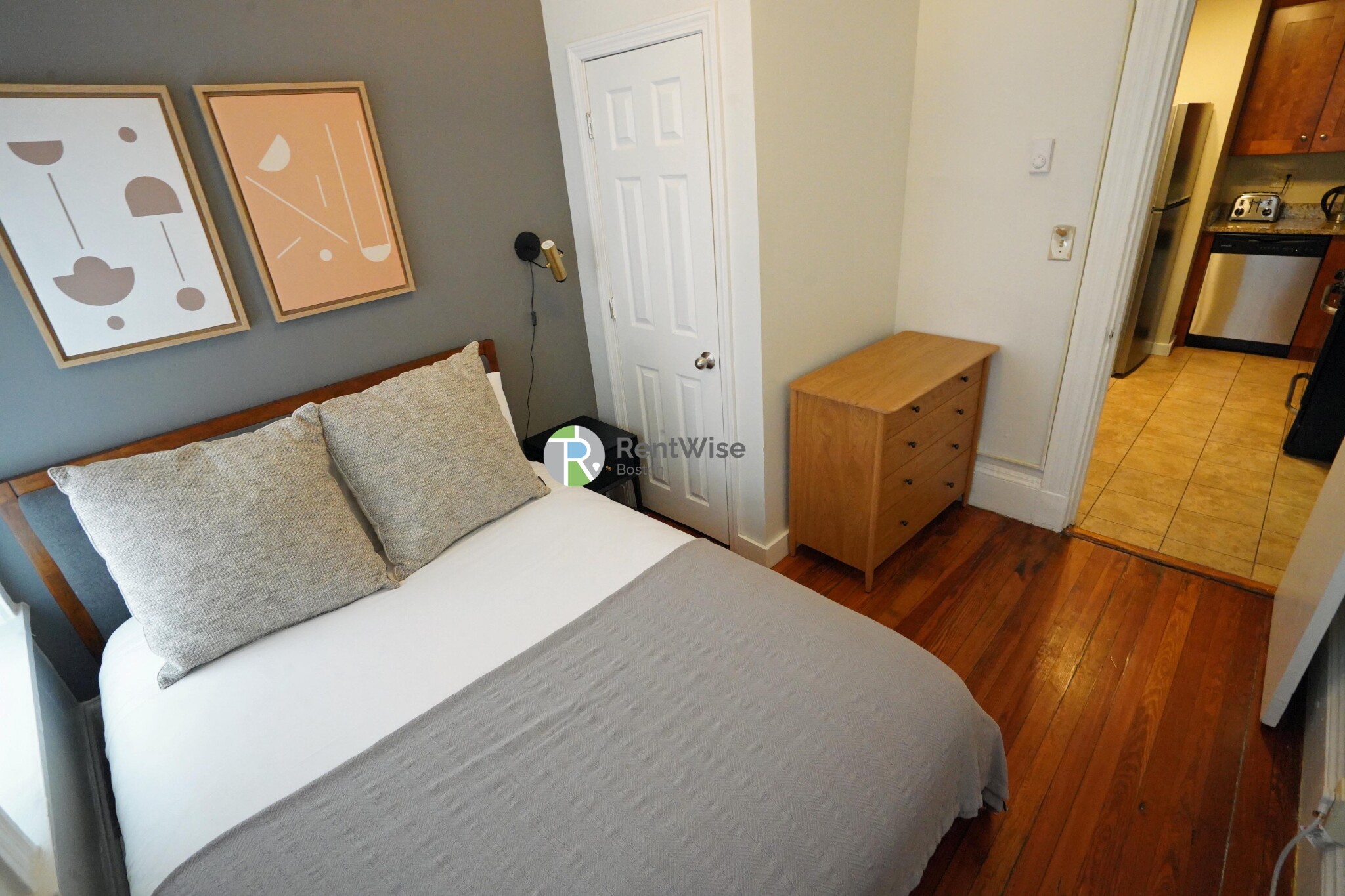 12 Foster St, North End