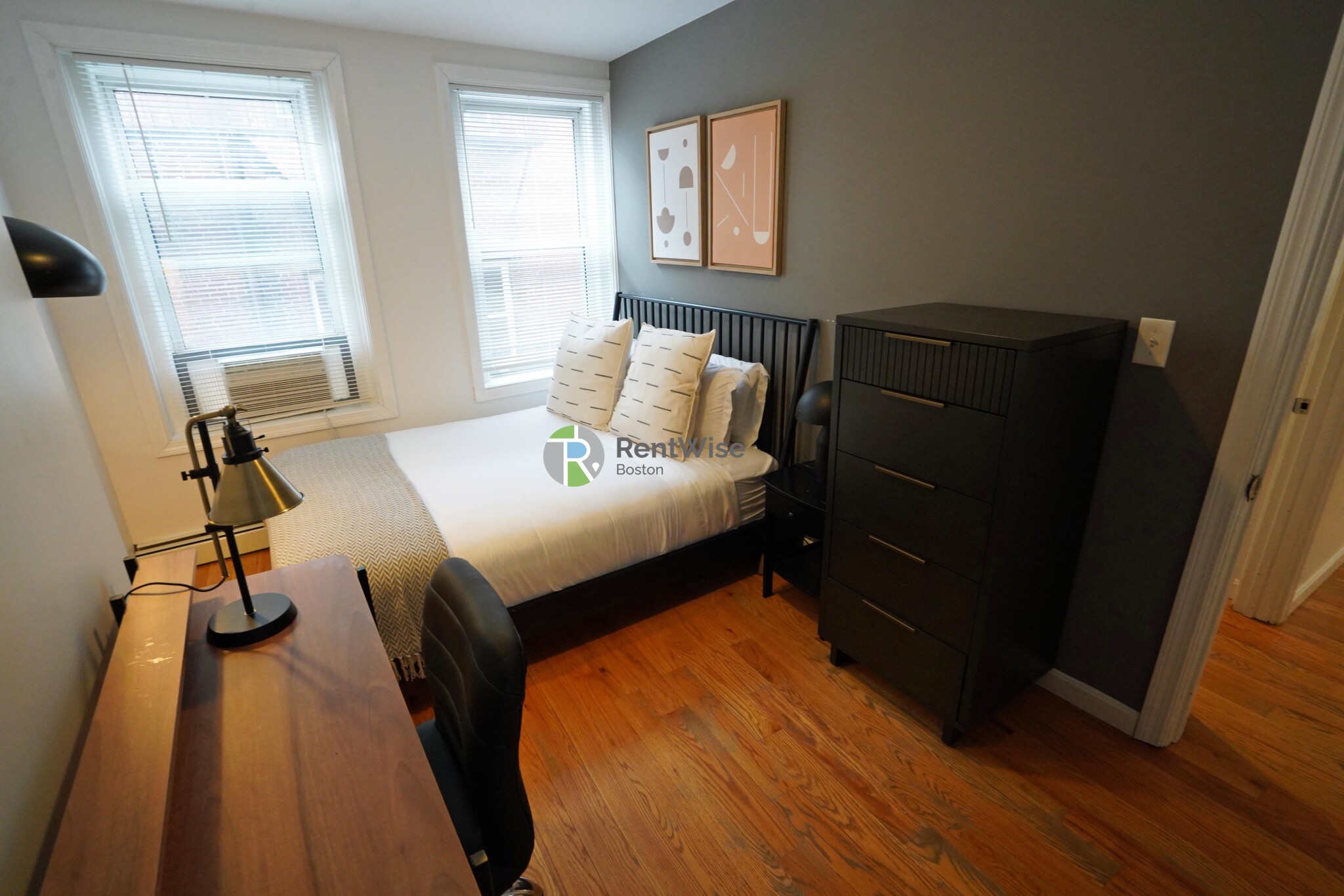 12 Foster St, North End