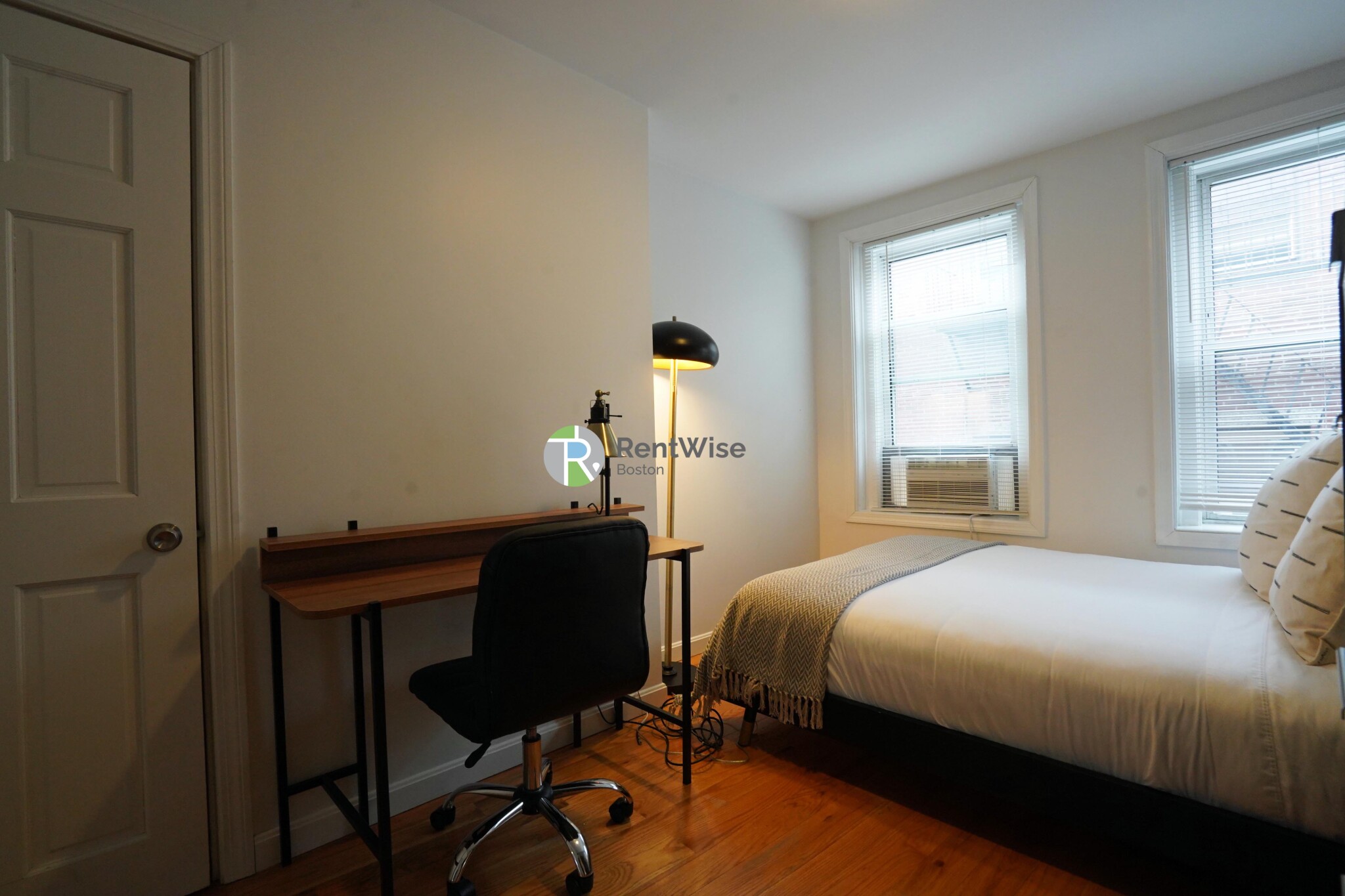 12 Foster St, North End