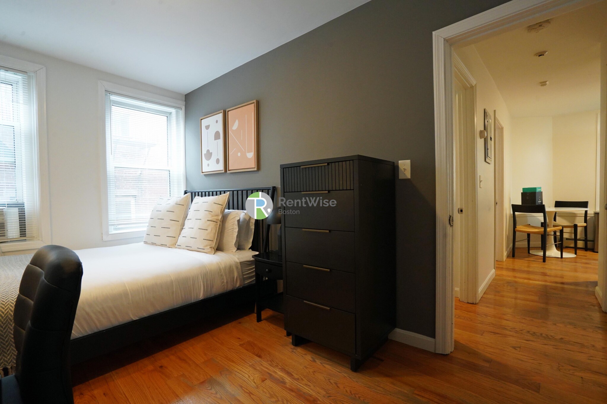 12 Foster St, North End