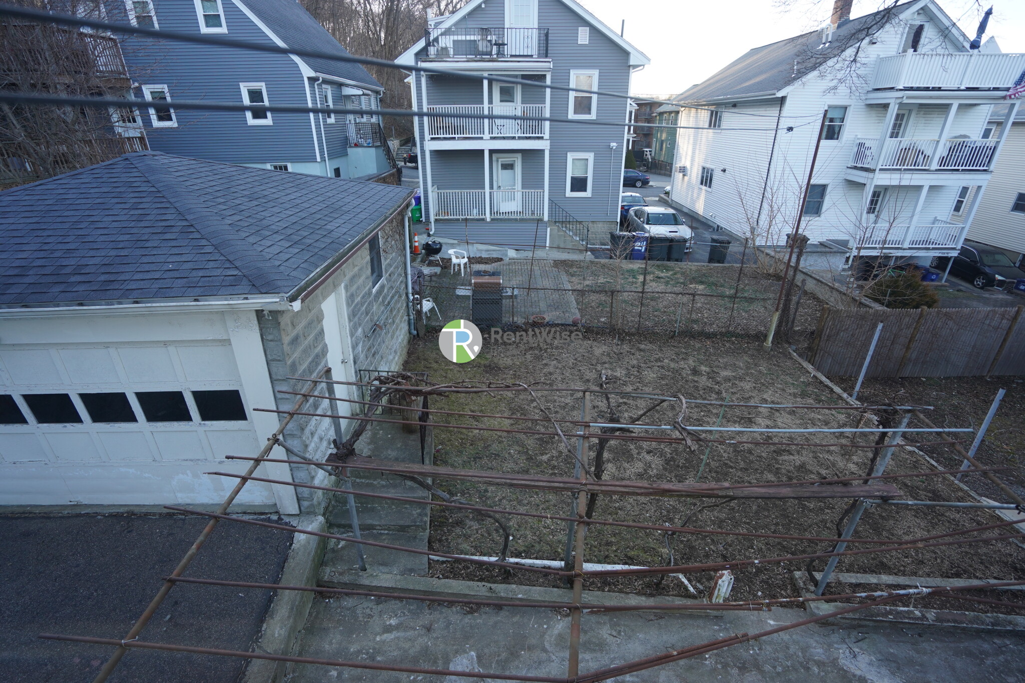 32 Dickinson Rd, Brighton