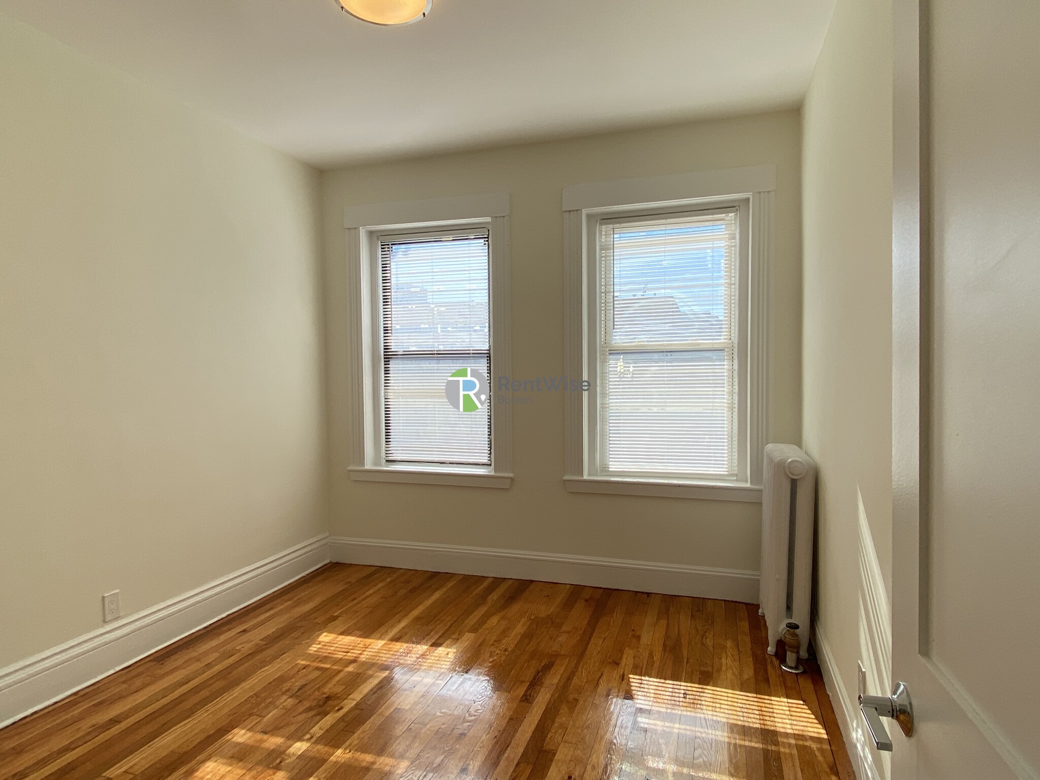 1302 Commonwealth Ave, Allston