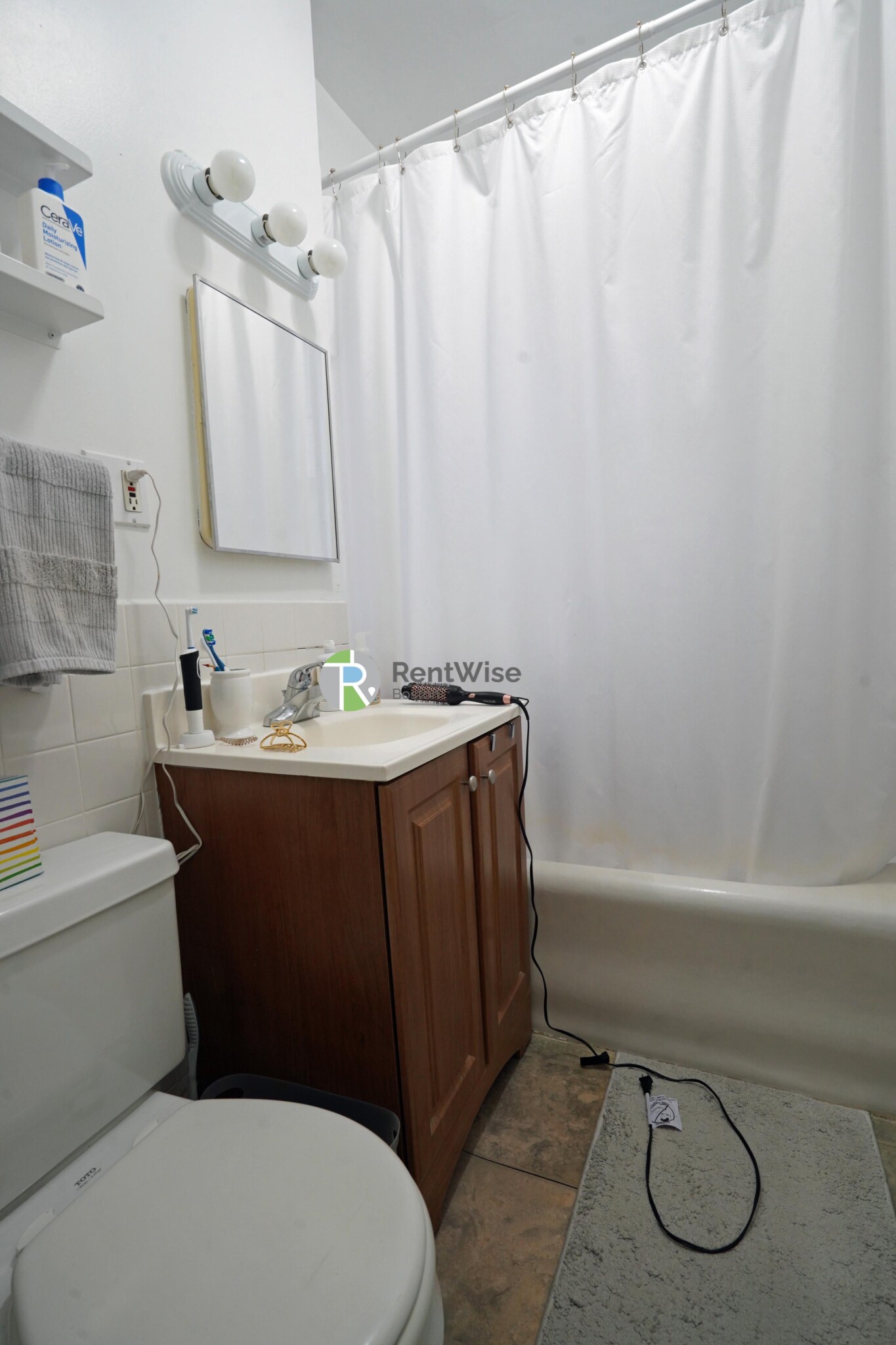 1848 Commonwealth Ave, Brighton