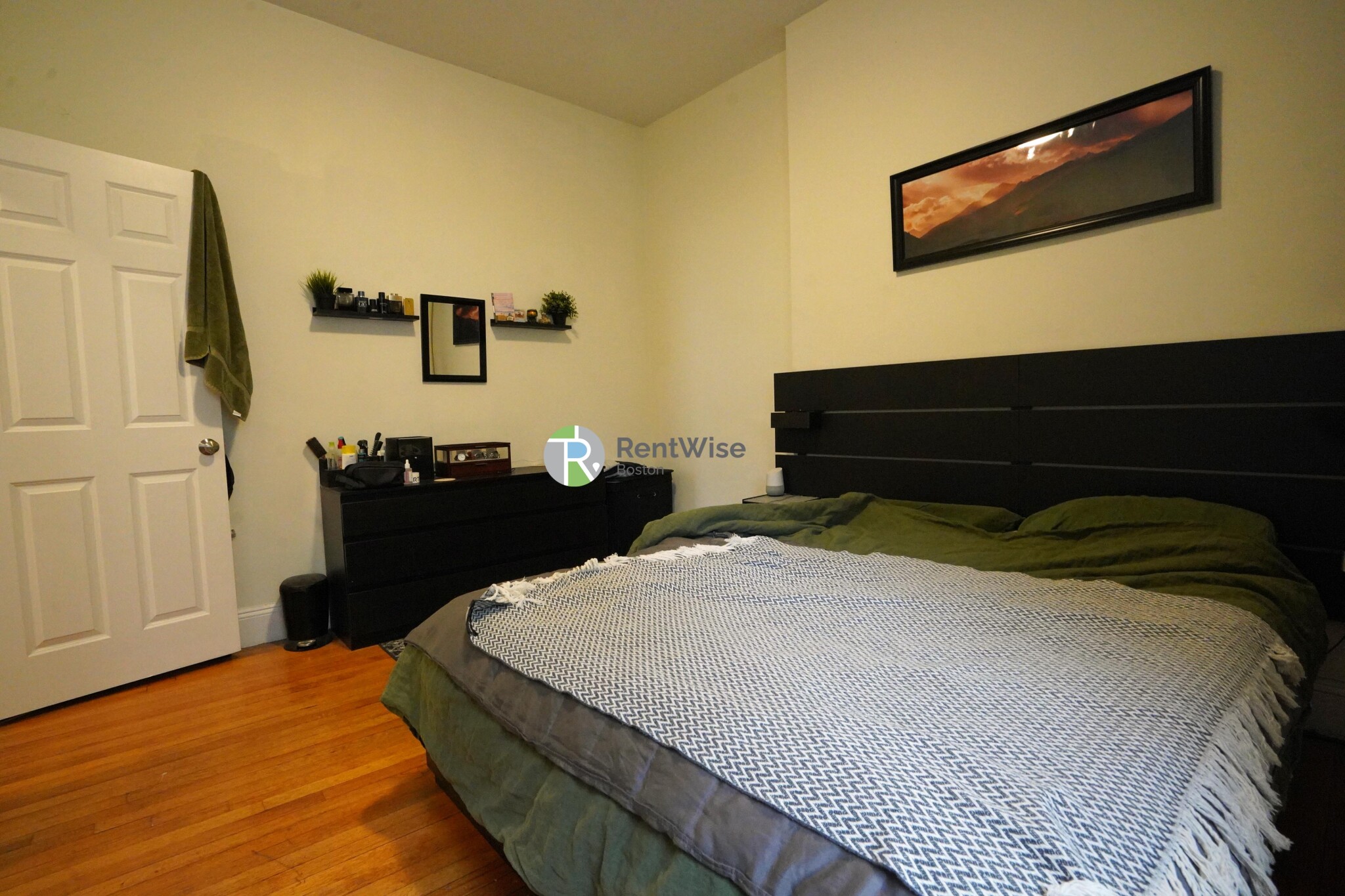 1850 Commonwealth Ave, Brighton