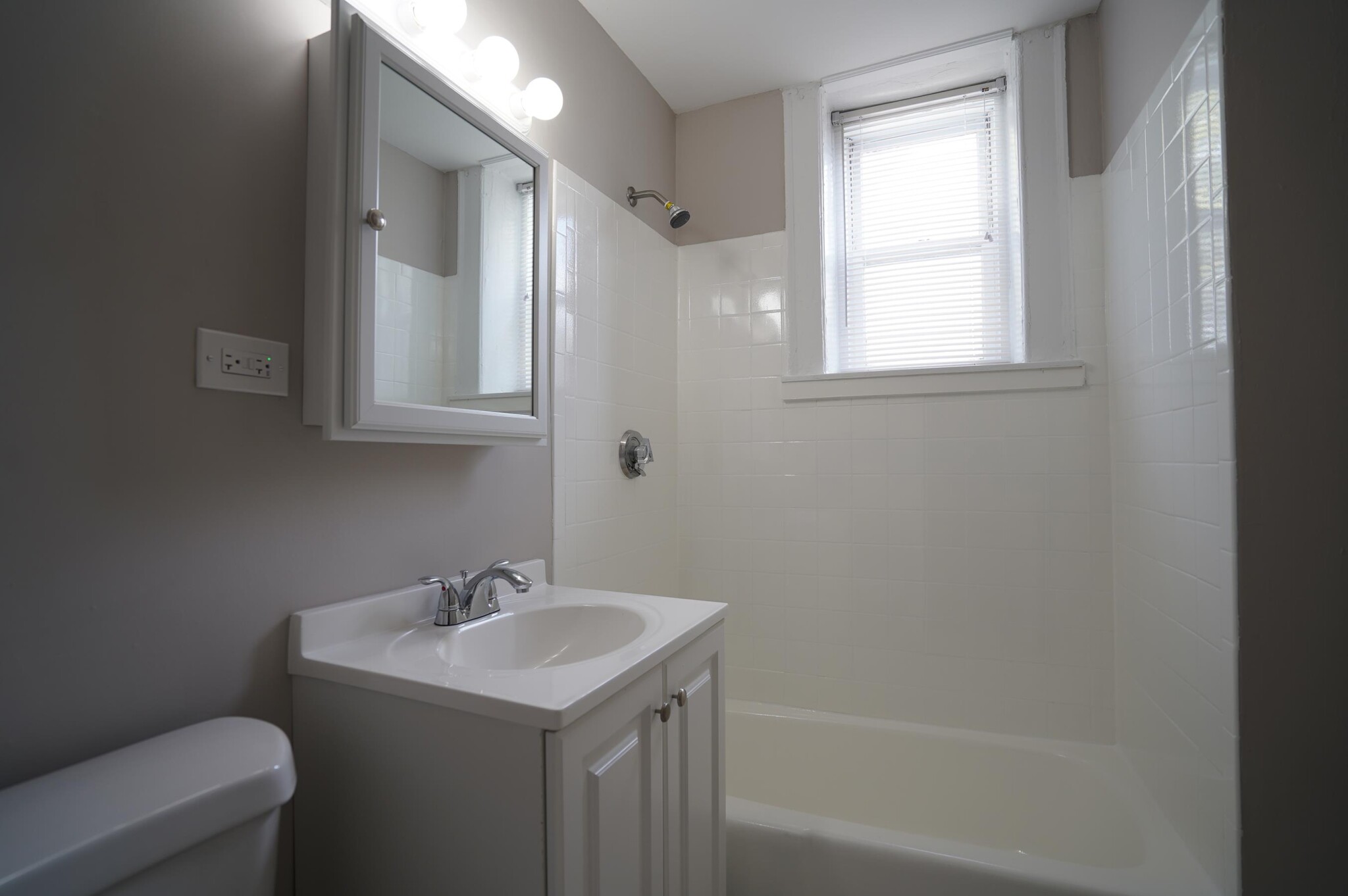 433 A Broadway, Winter Hill