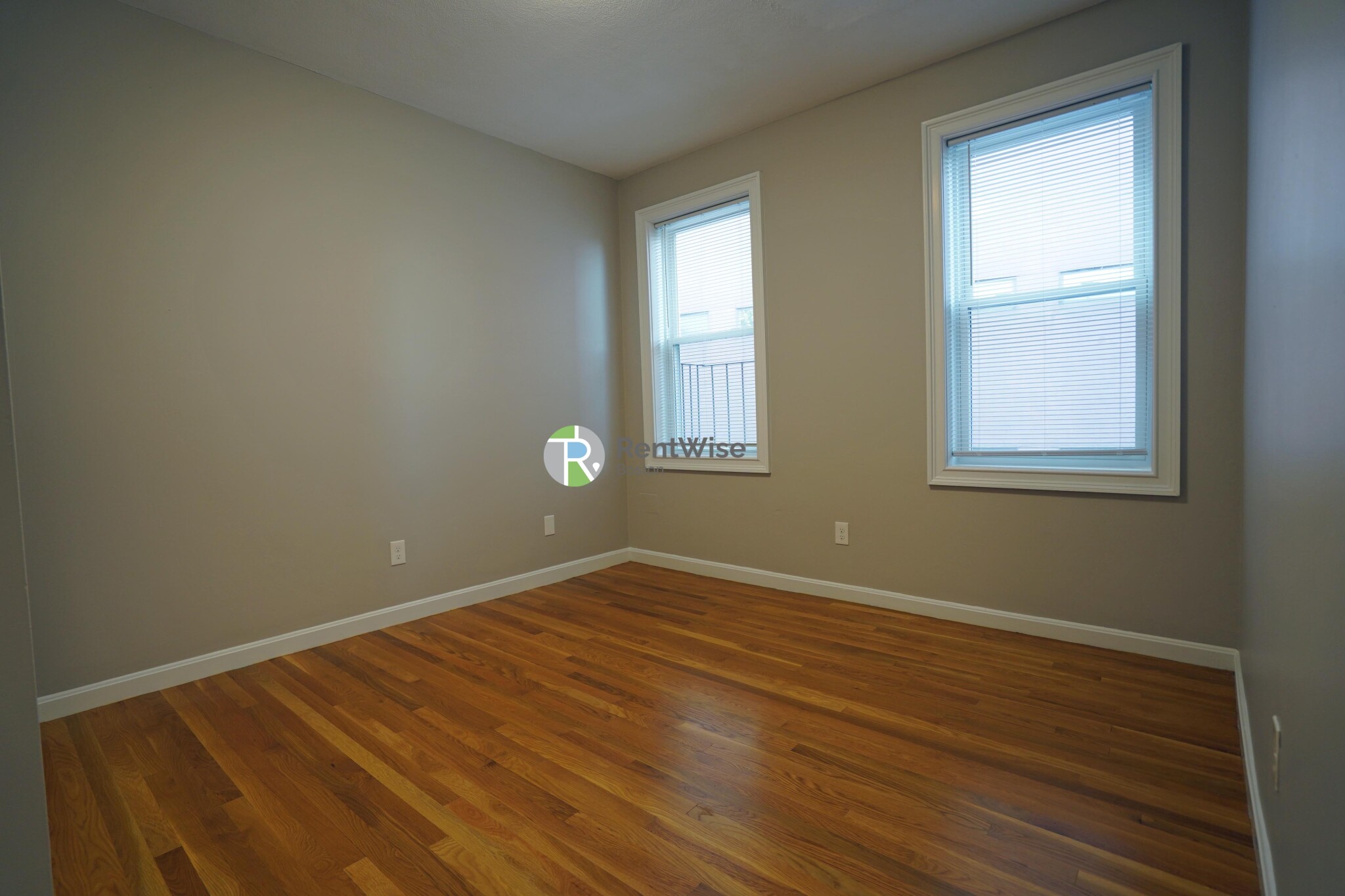 7 Lorraine St, Roslindale