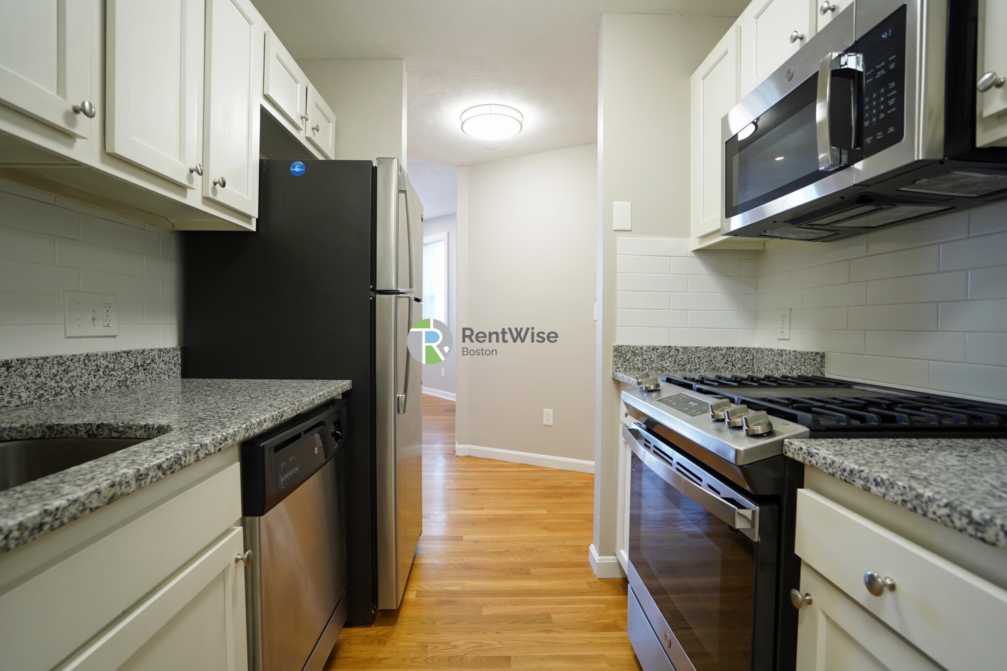 7 Lorraine St, Roslindale