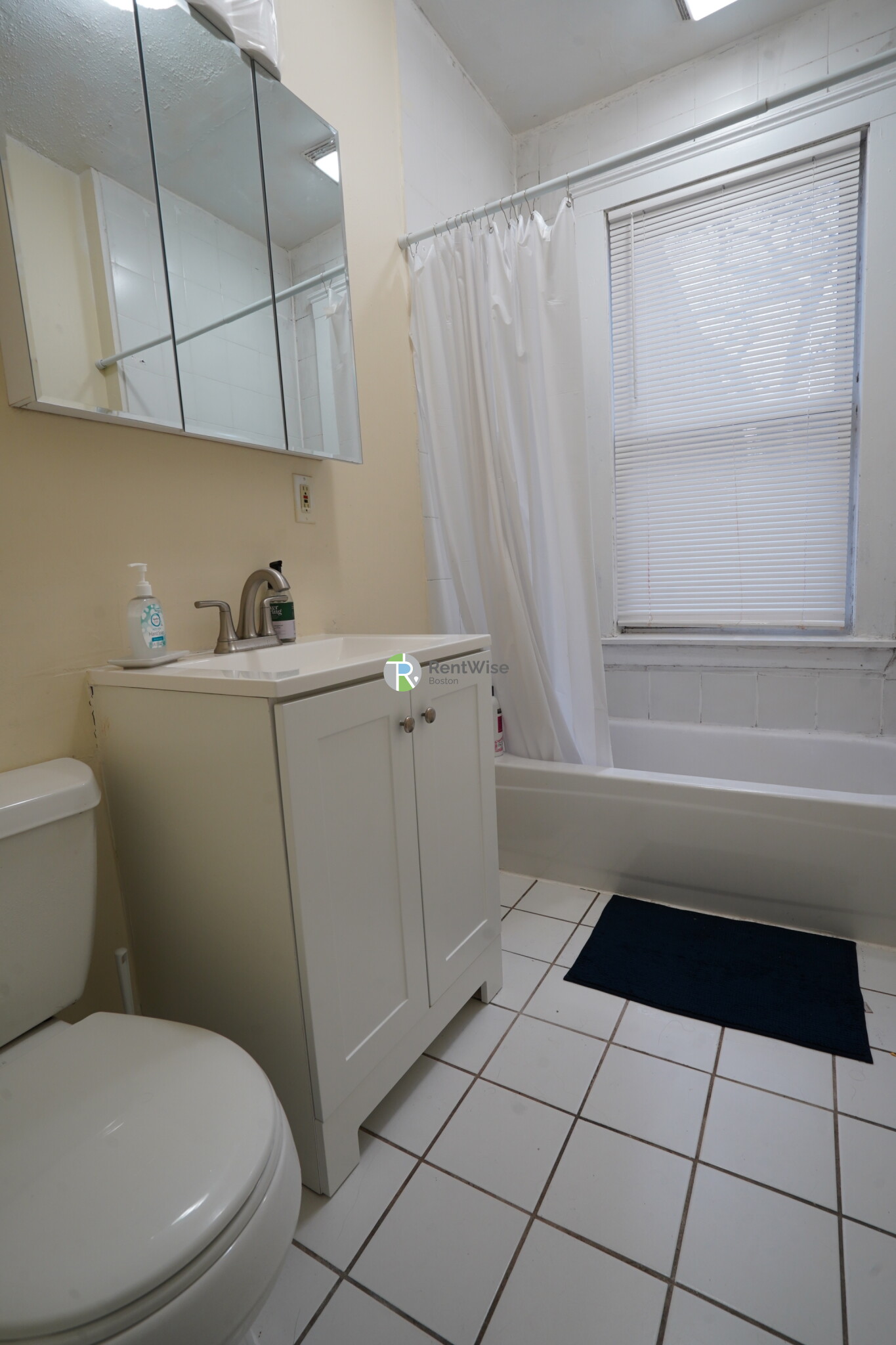 10 Lorraine Ter, Allston