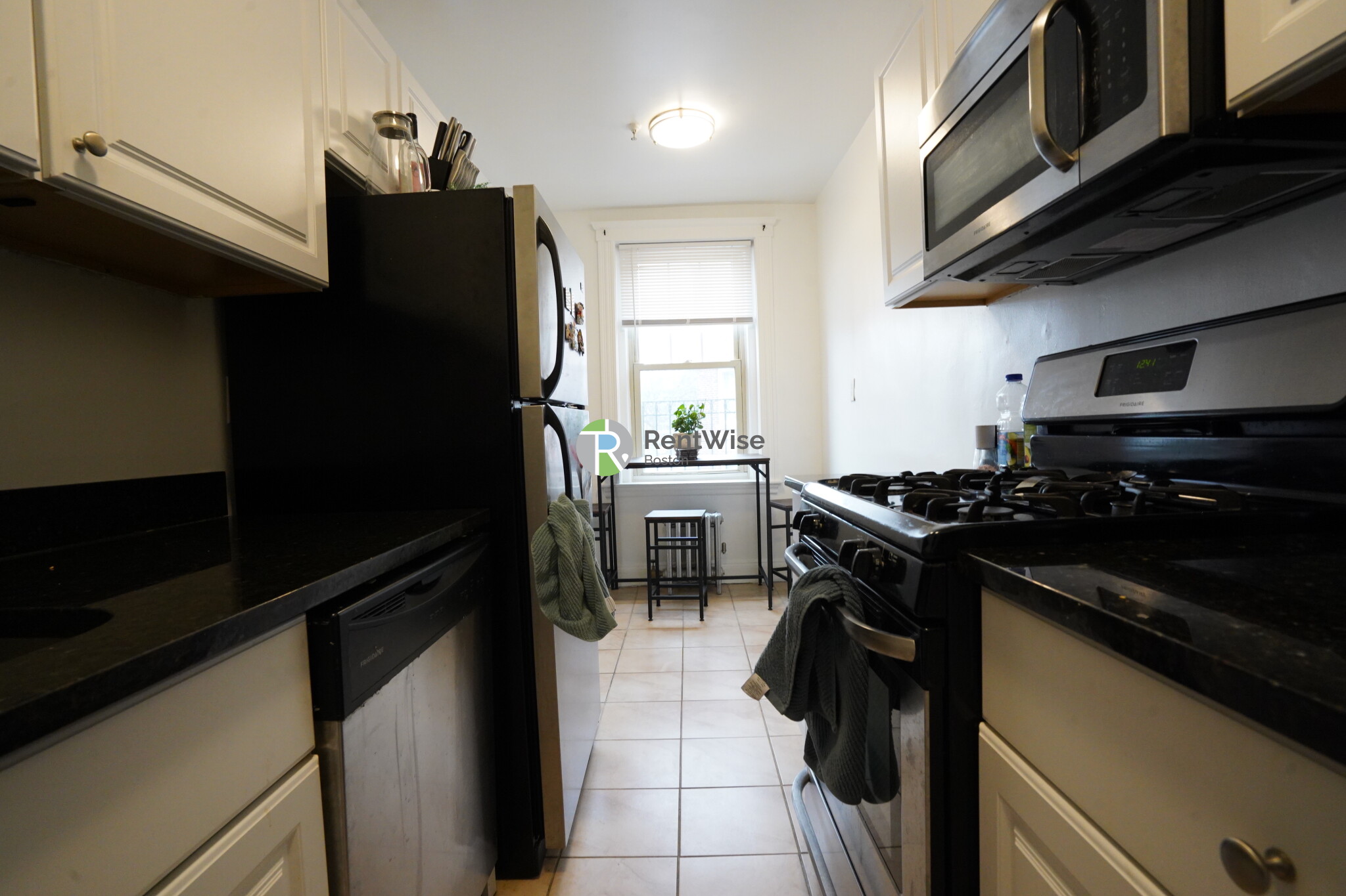 1848 Commonwealth Ave, Brighton