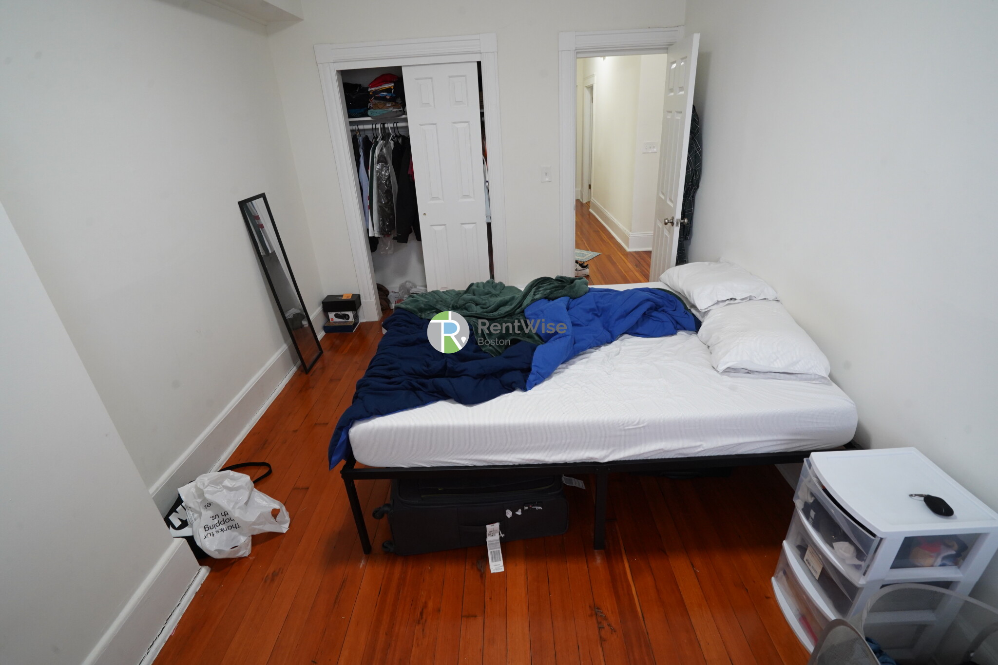 77 Brighton Ave, Allston