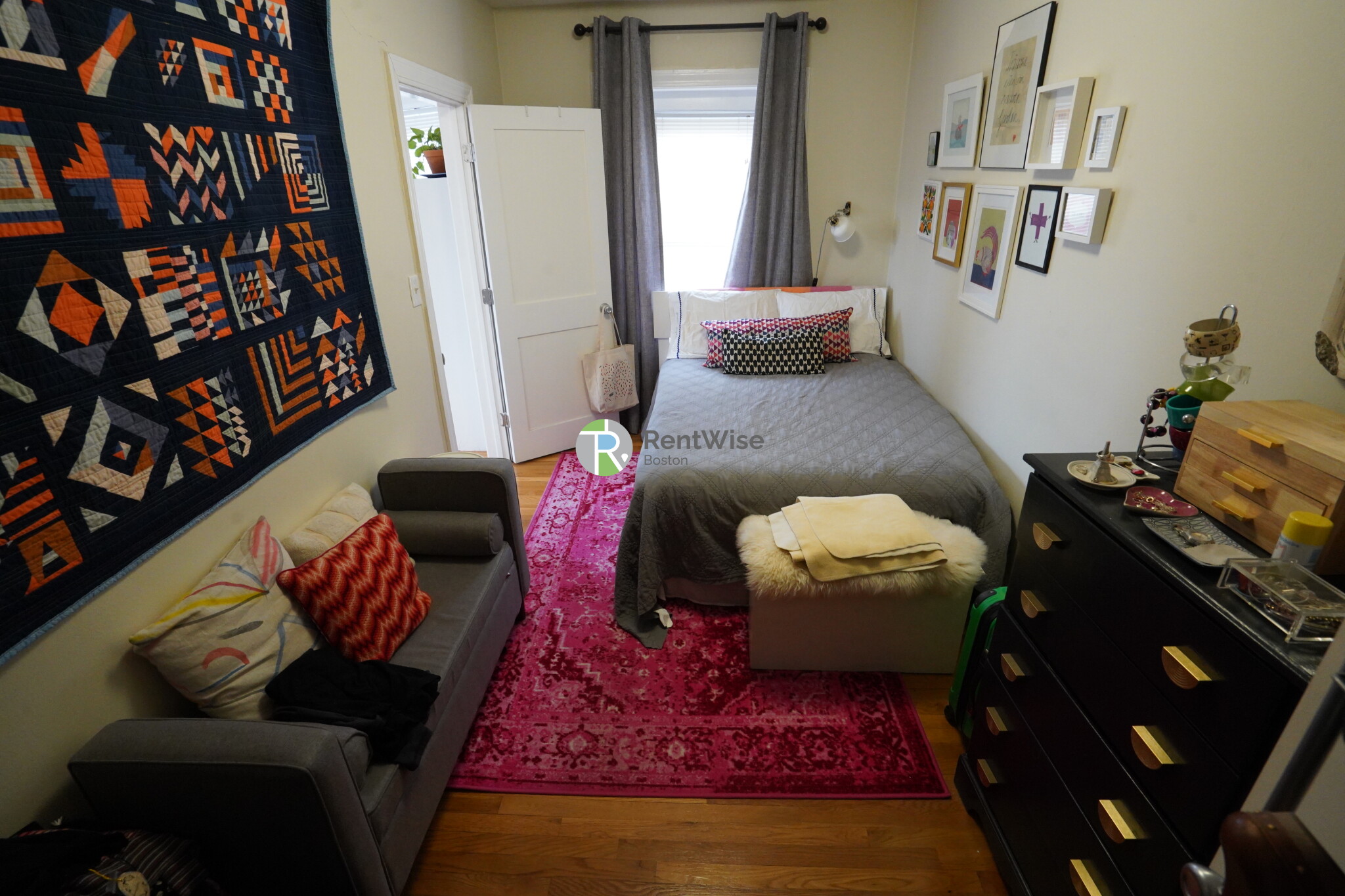 45 Carlton St, Longwood