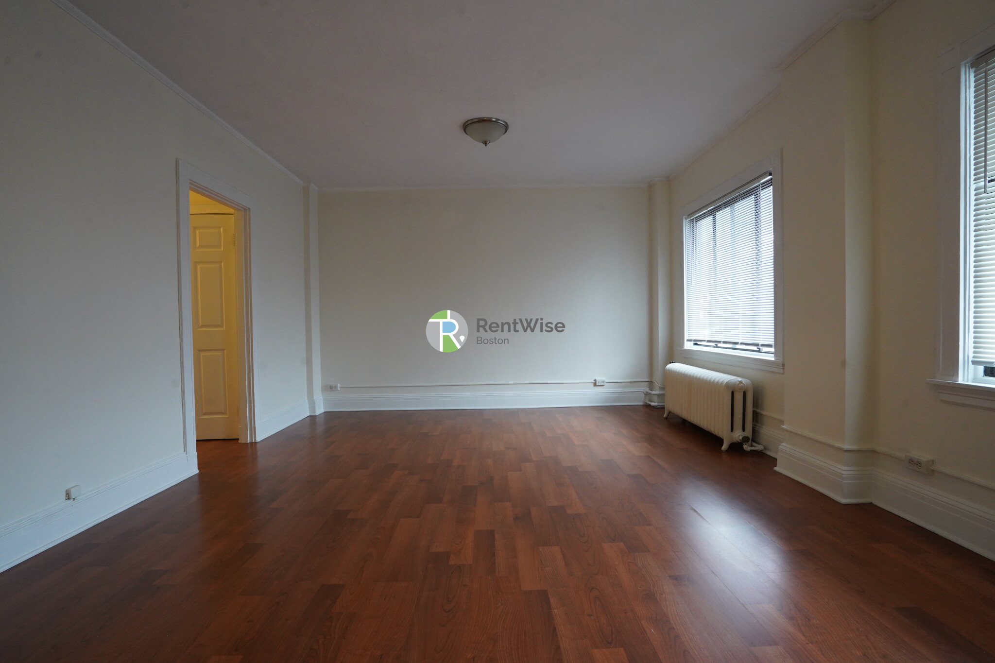 230 Walnut St, Newtonville