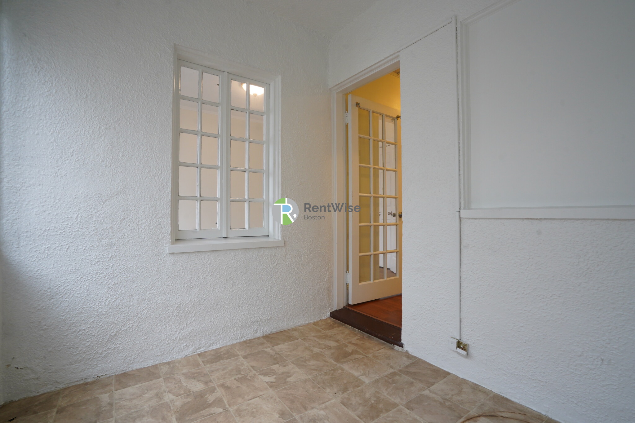 230 Walnut St, Newtonville