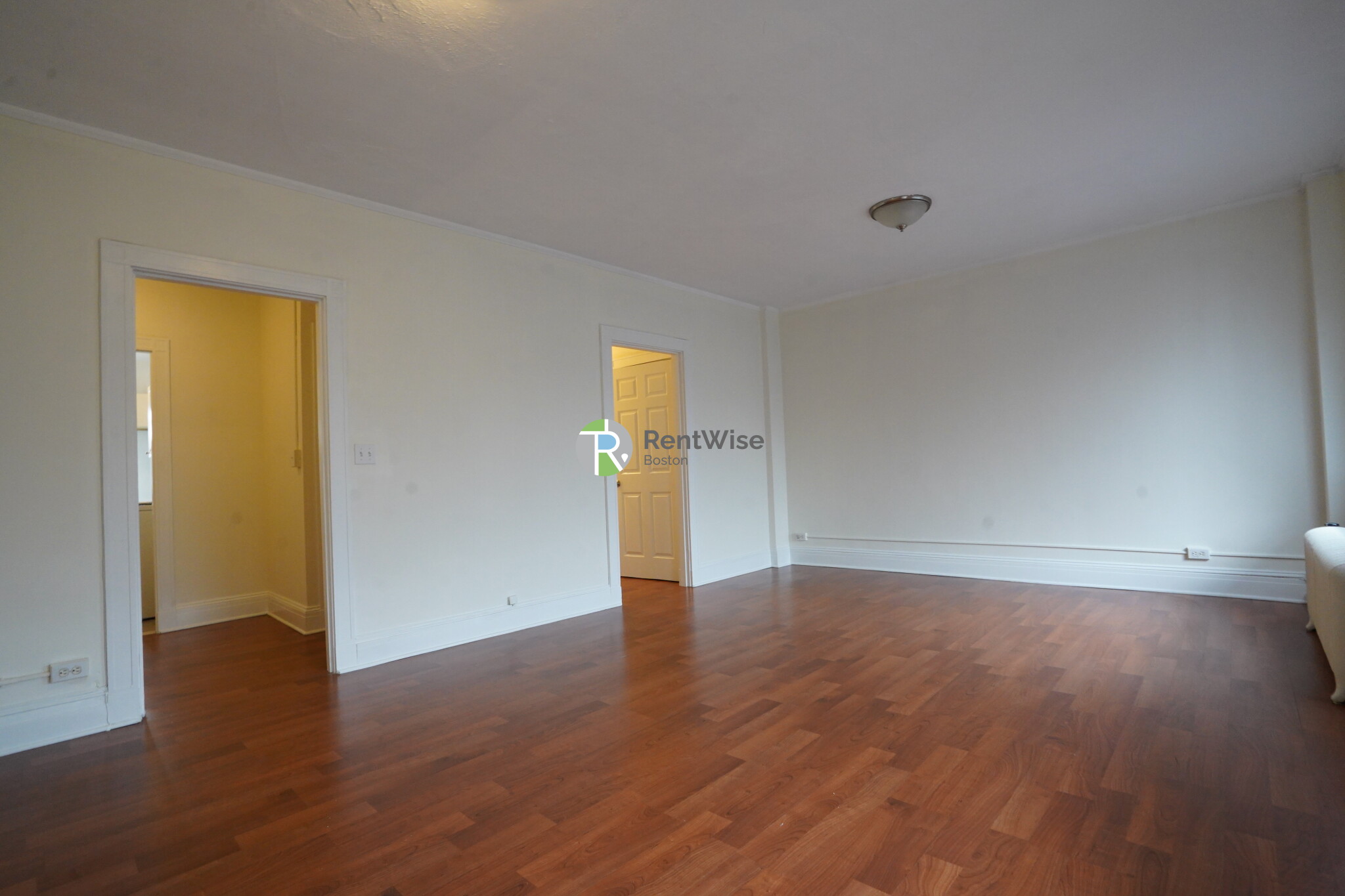 230 Walnut St, Newtonville