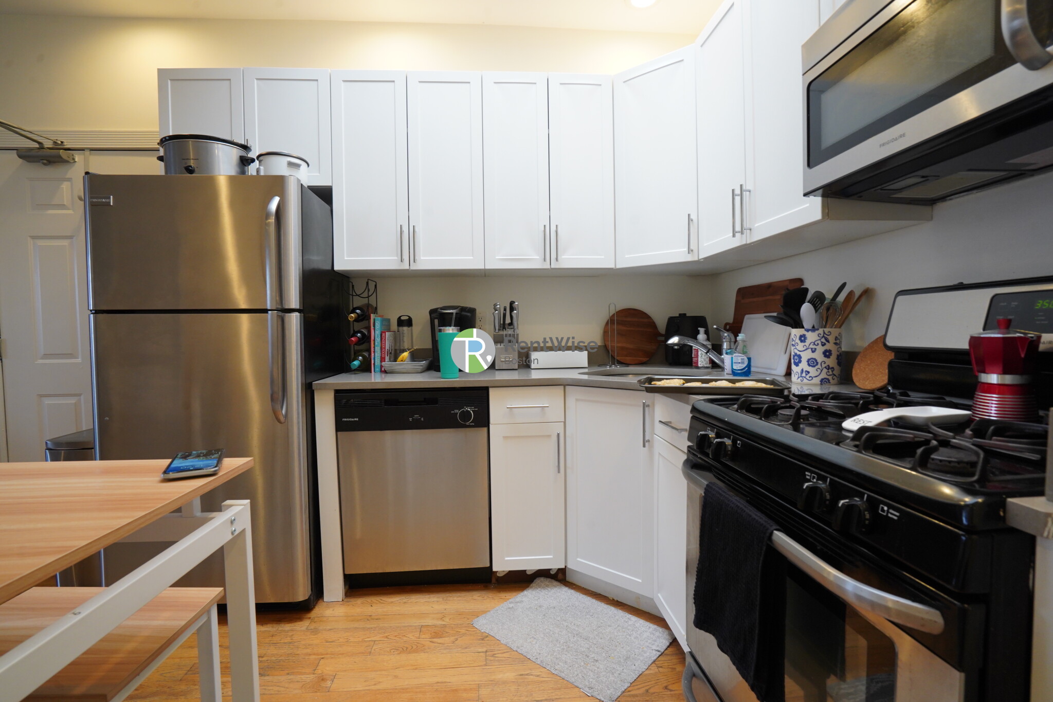 10 Brainerd Rd, Allston