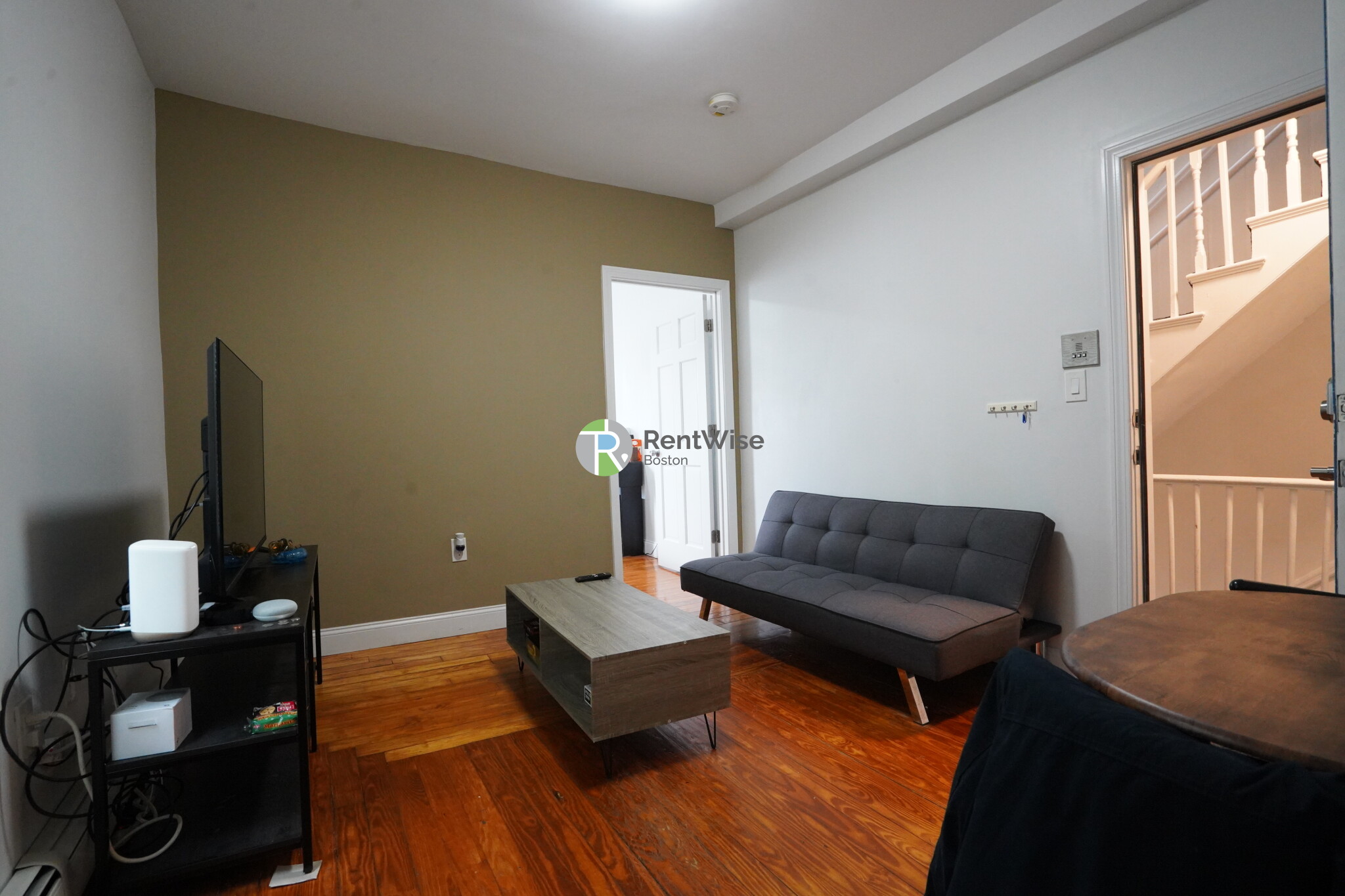 417 Cardinal Medeiros Ave, Wellington-Harrington