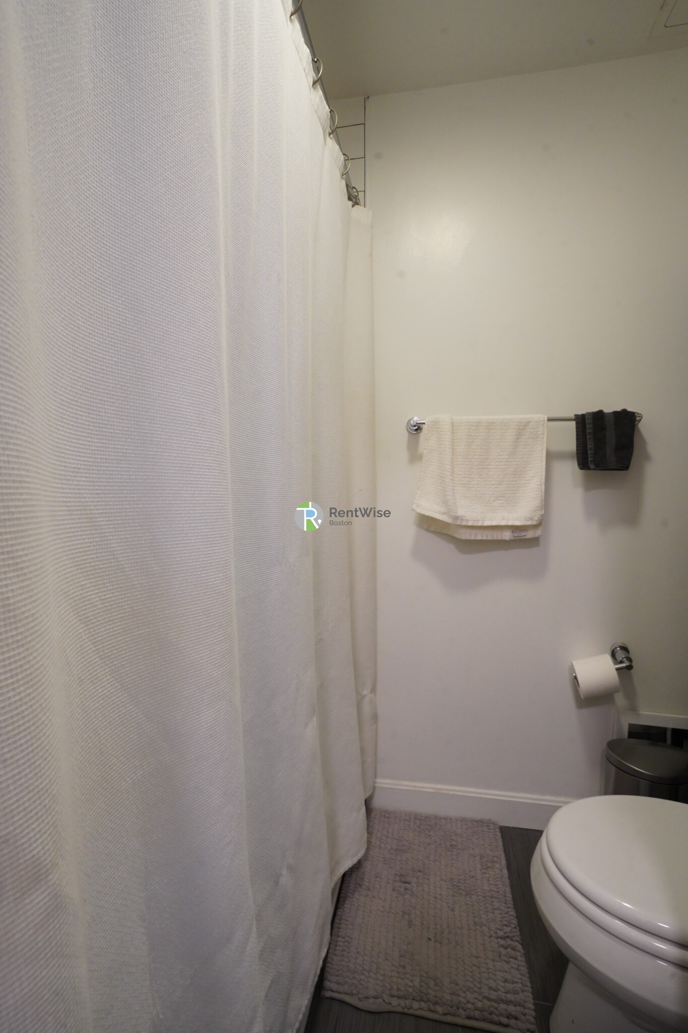 230 Walnut St, Newtonville