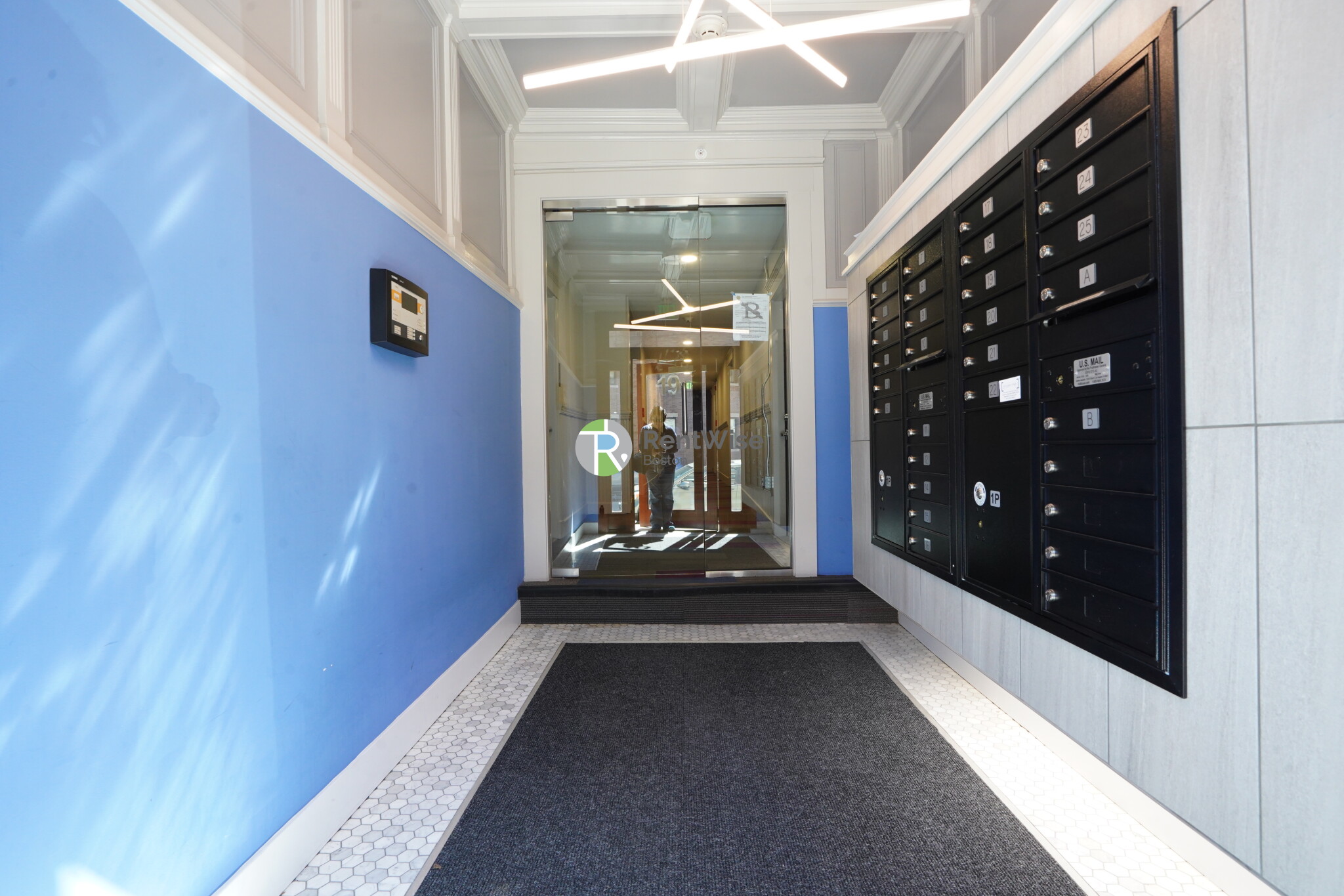 19 Peterborough St, Fenway