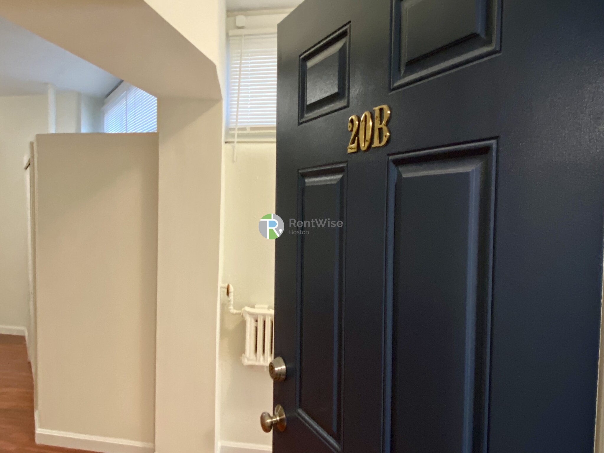 230 Walnut St, Newtonville