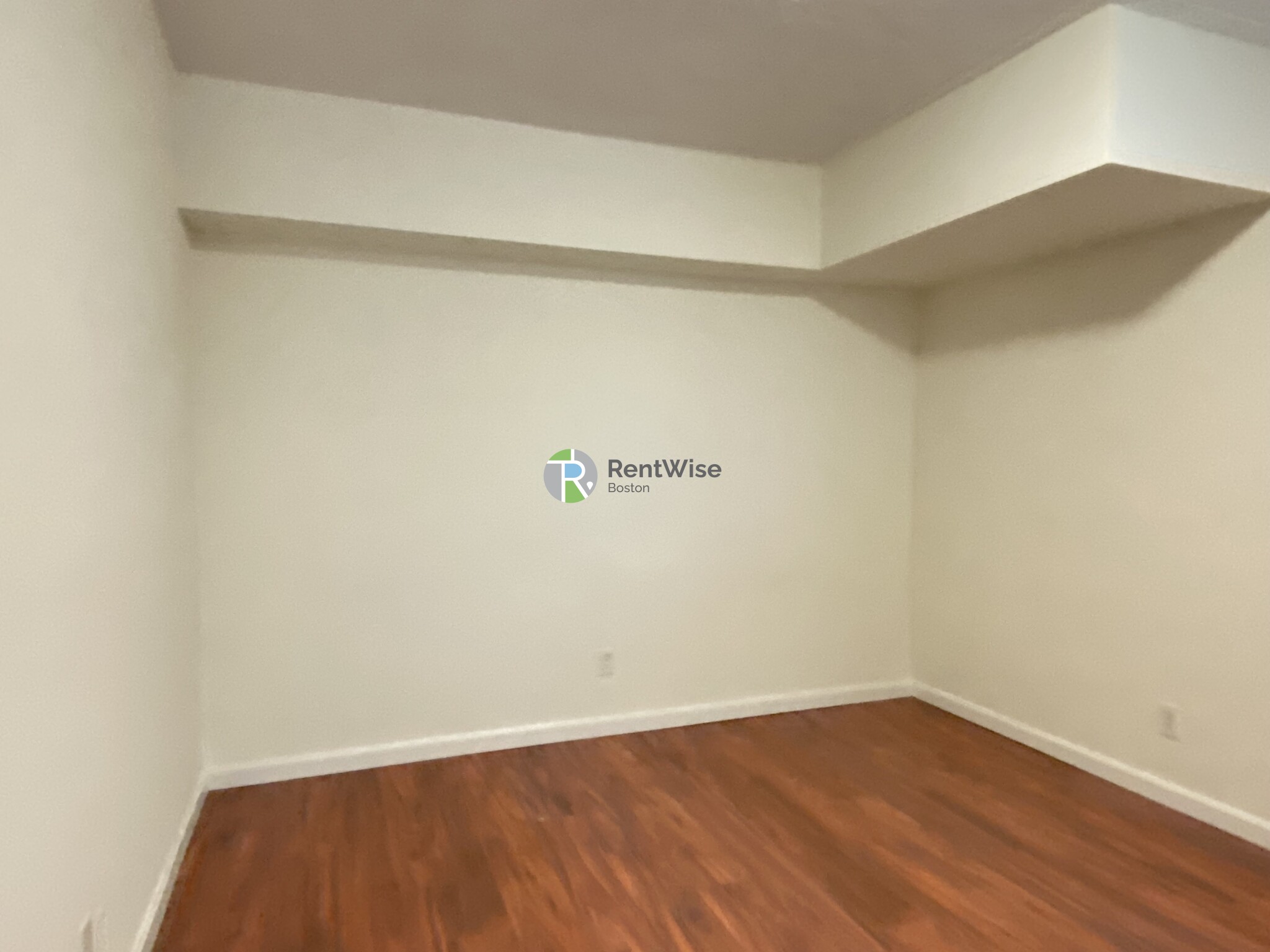 230 Walnut St, Newtonville