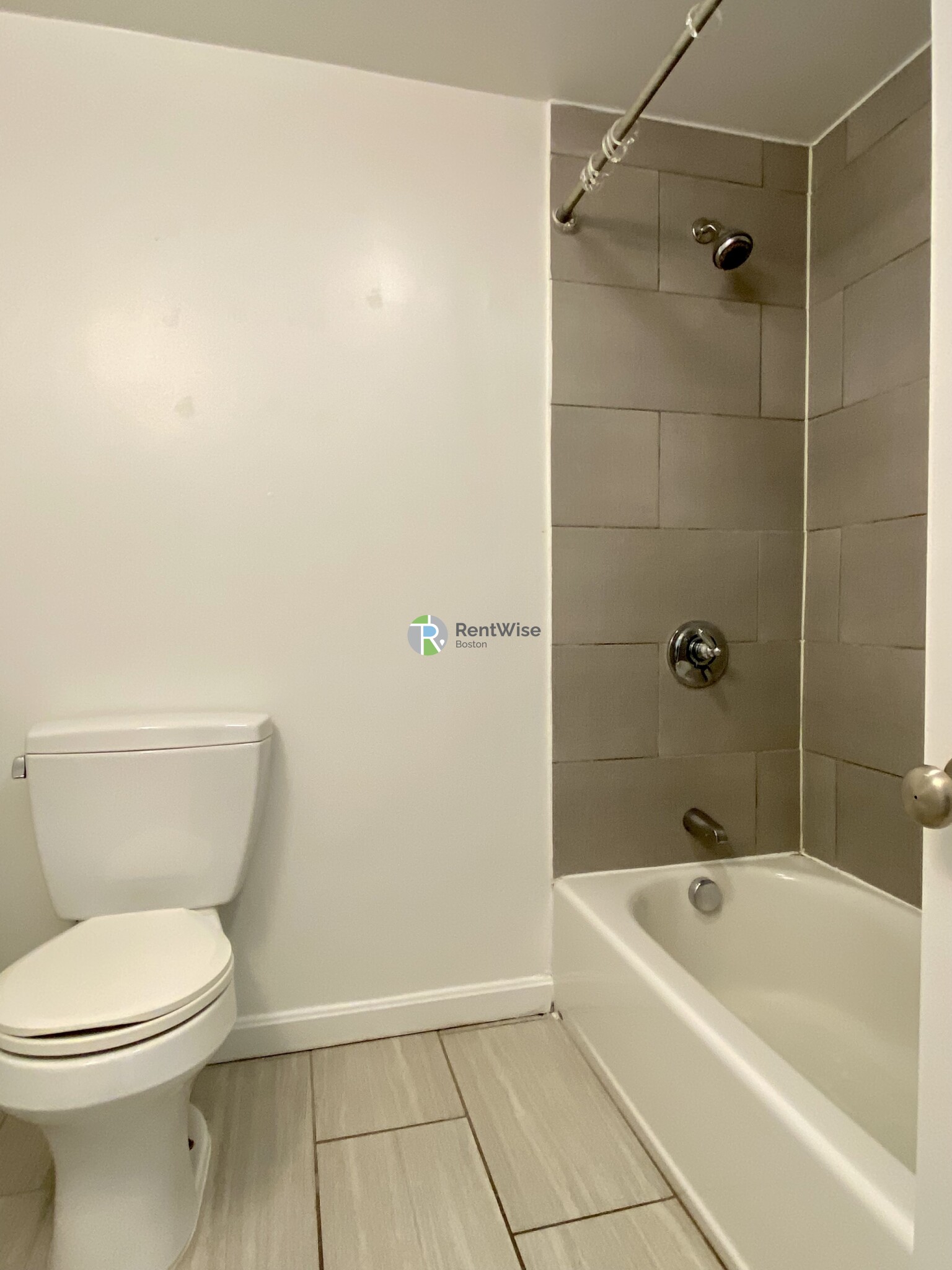 230 Walnut St, Newtonville