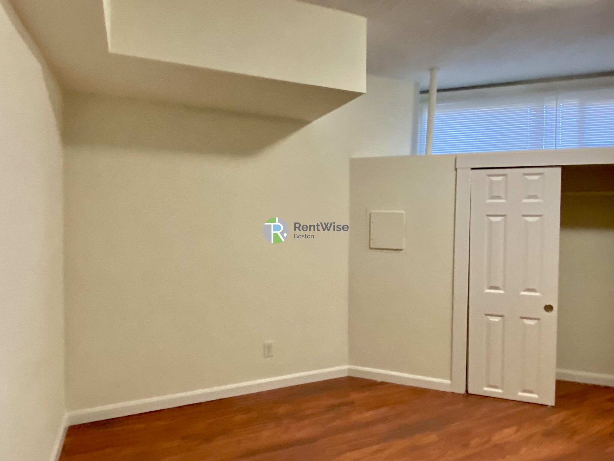 230 Walnut St, Newtonville