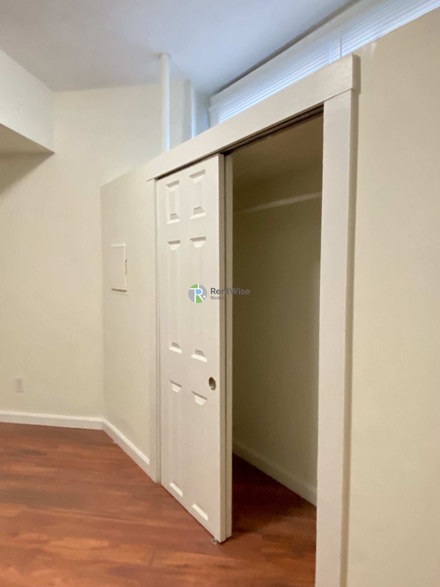 230 Walnut St, Newtonville