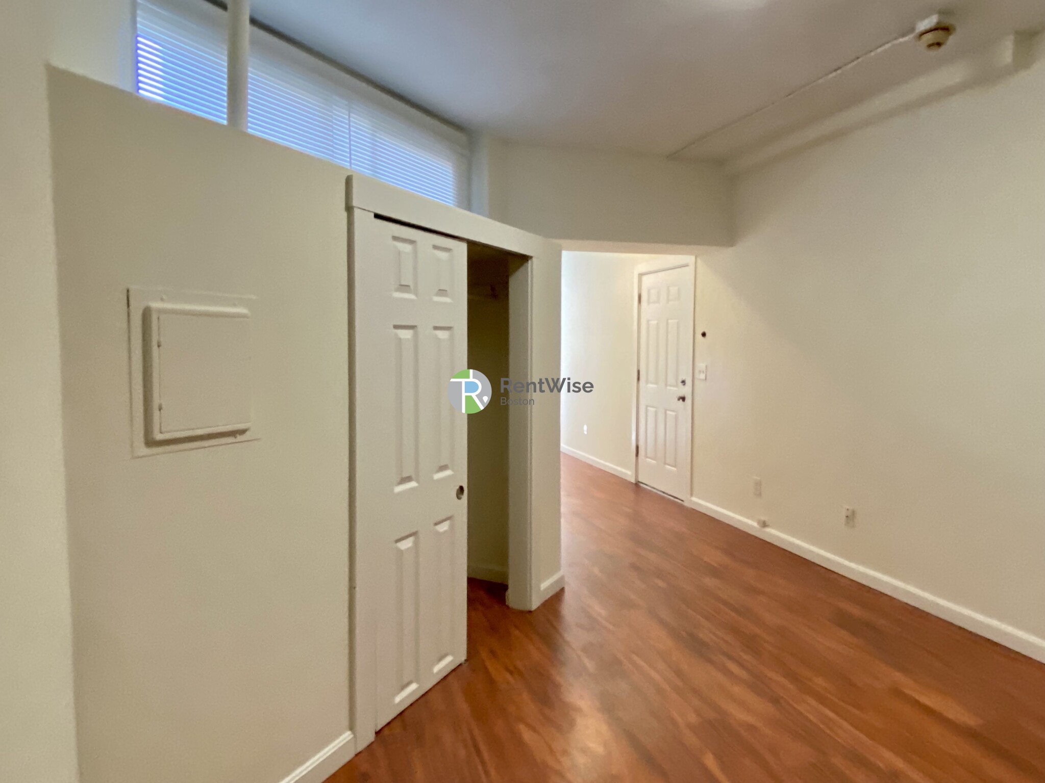 230 Walnut St, Newtonville