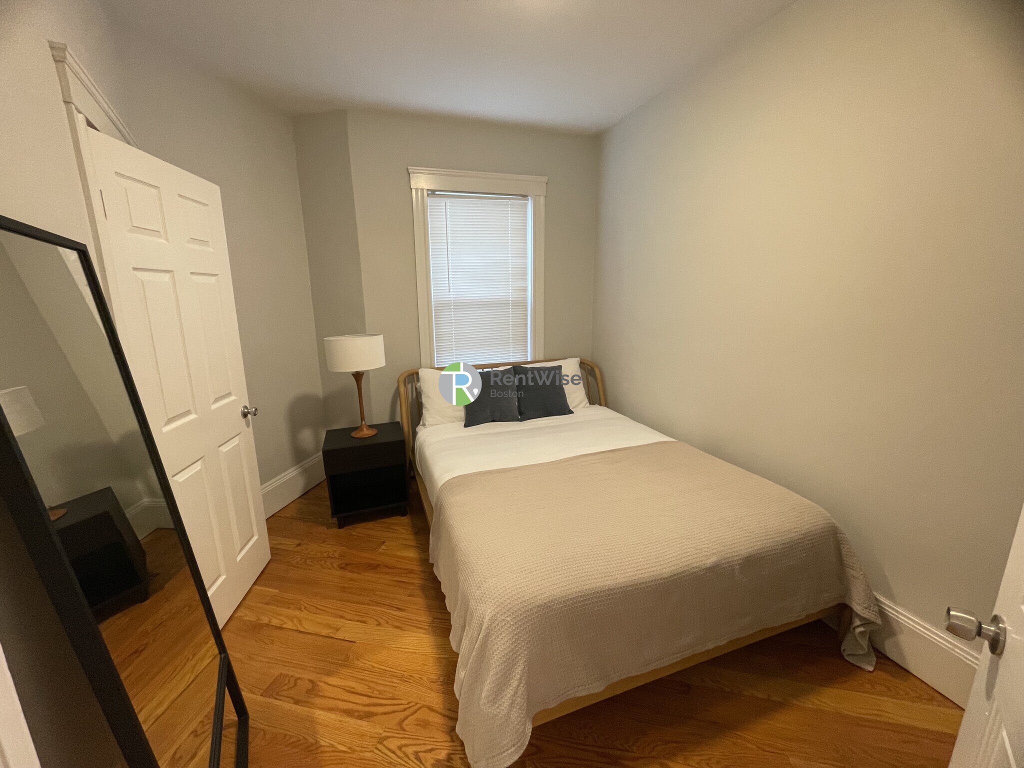 88 Hampshire St, The Port