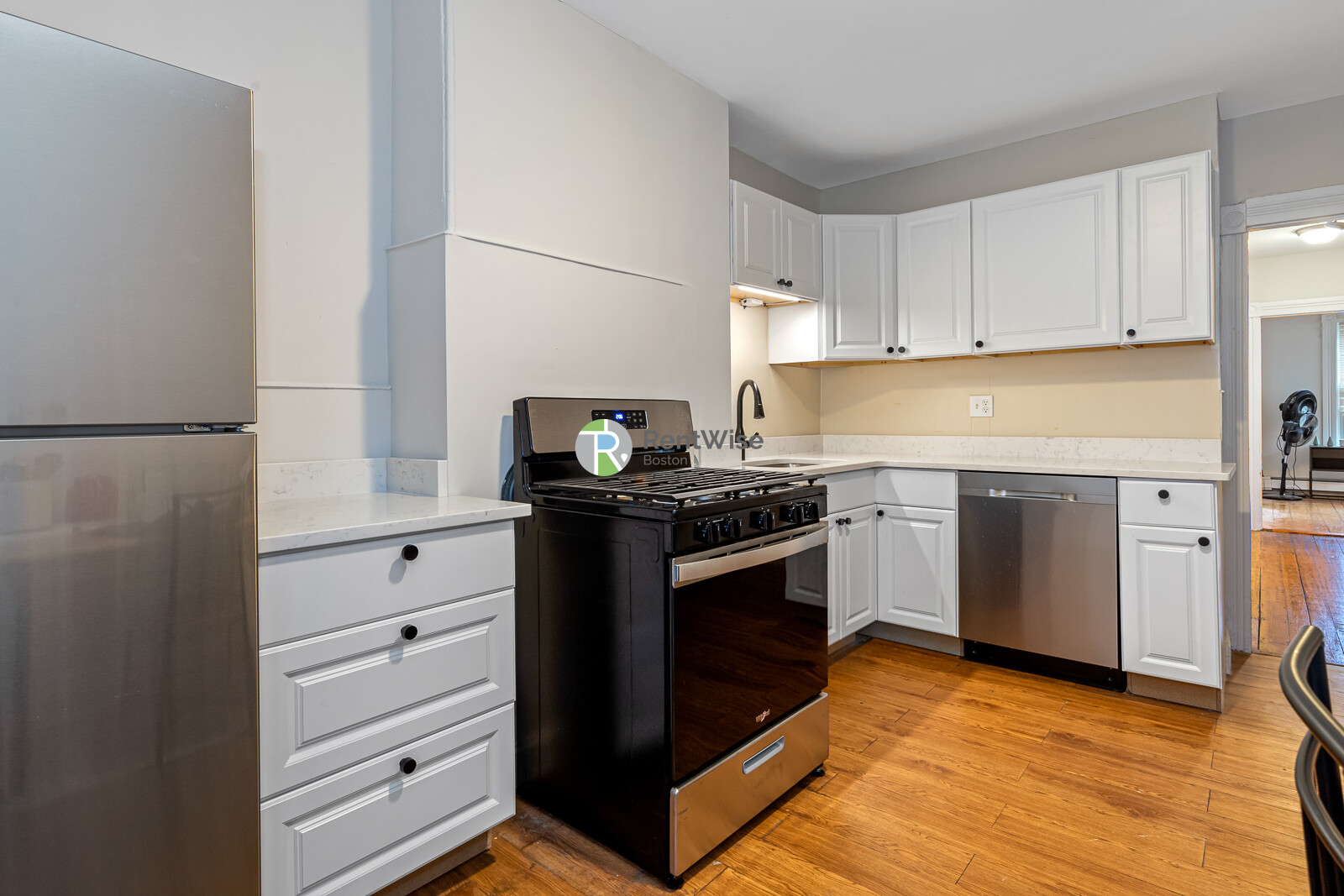 157 Cambridge St, East Cambridge