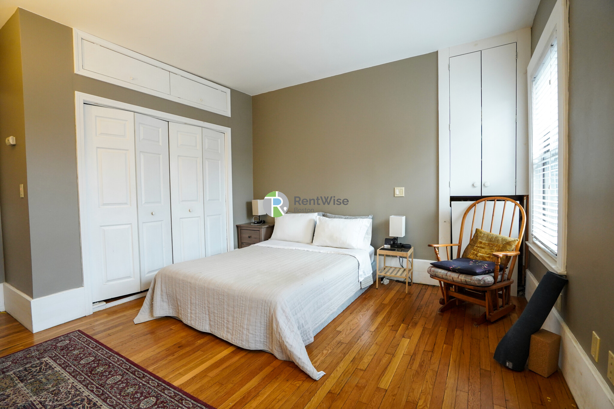 1402 Beacon St, Corey Hill