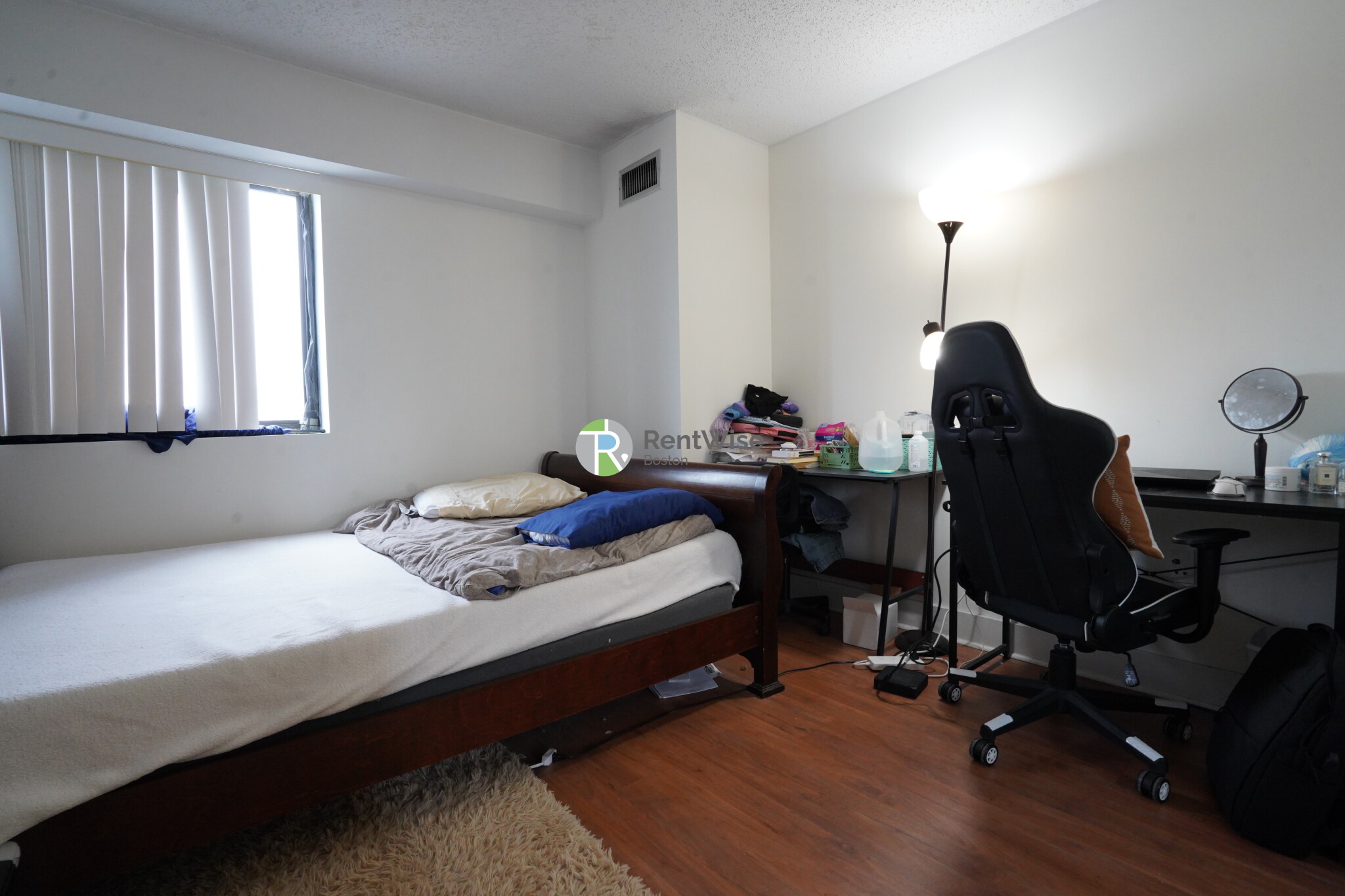 15 North Beacon St, Allston