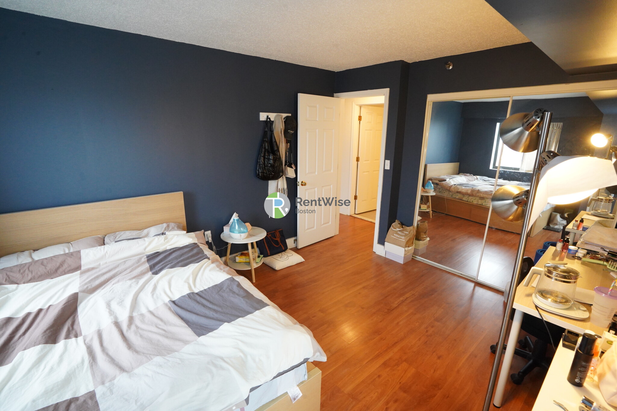 15 North Beacon St, Allston