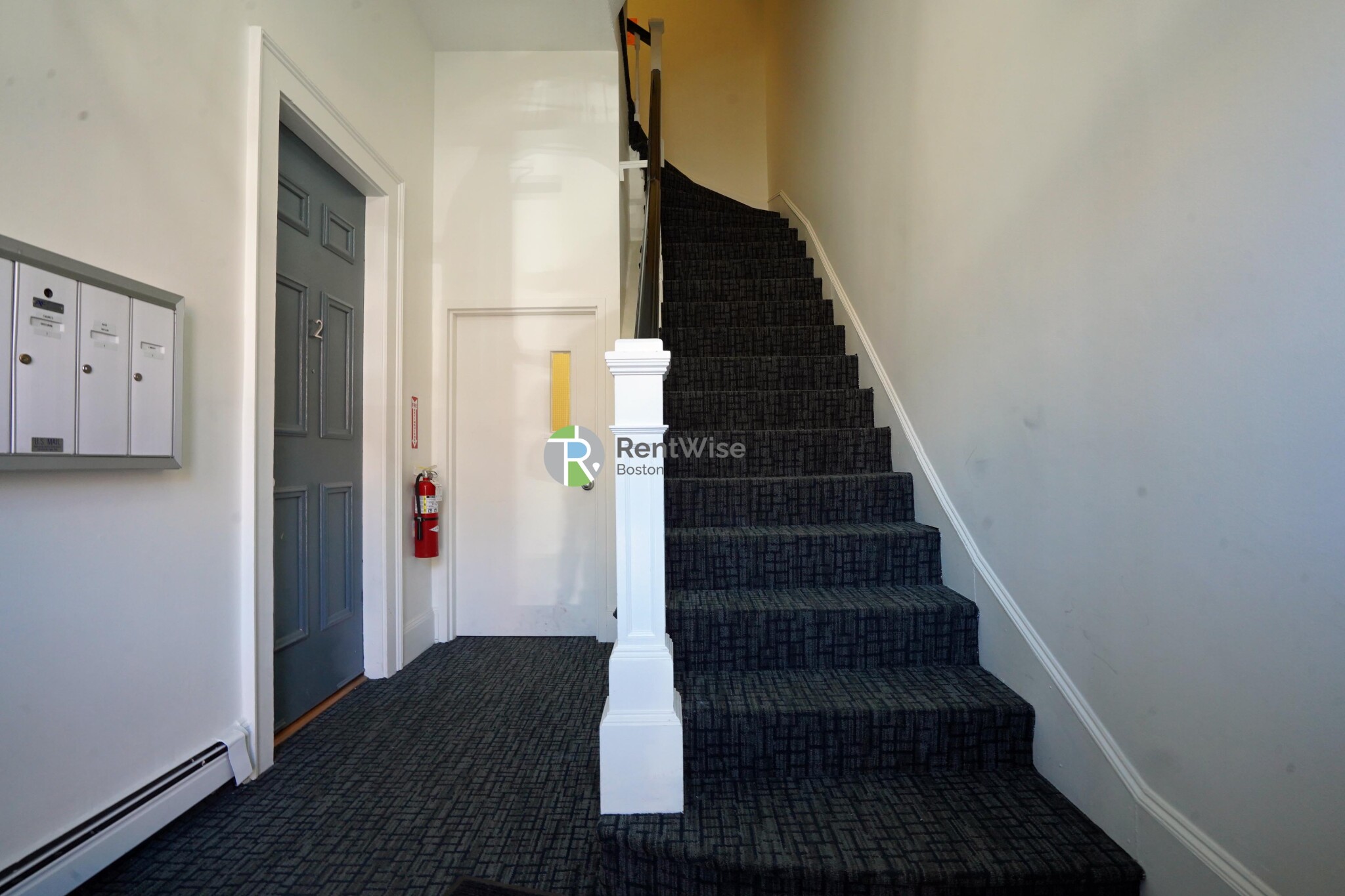 525 Massachusetts Ave, Roxbury