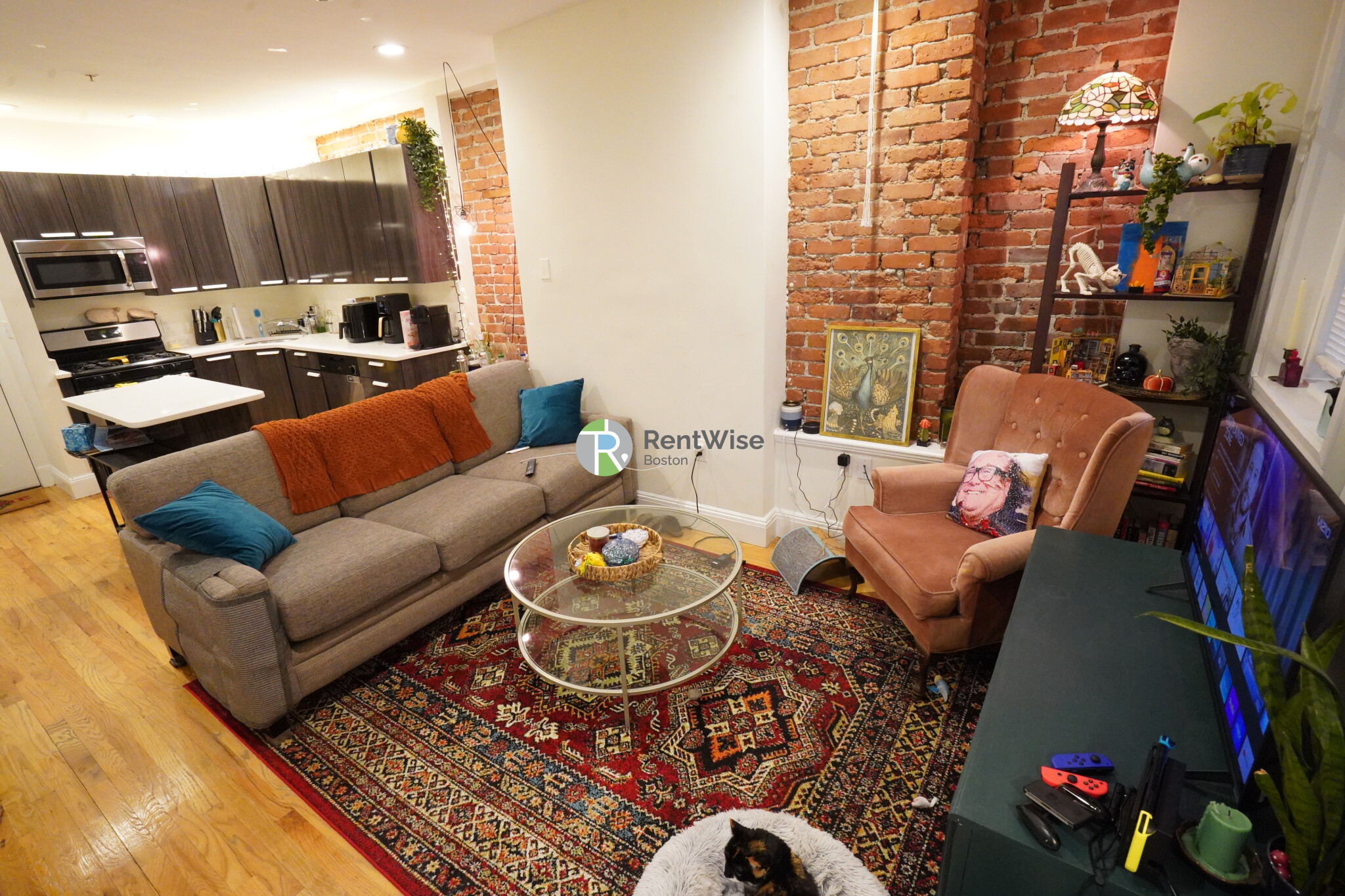 10 Brainerd Rd, Allston