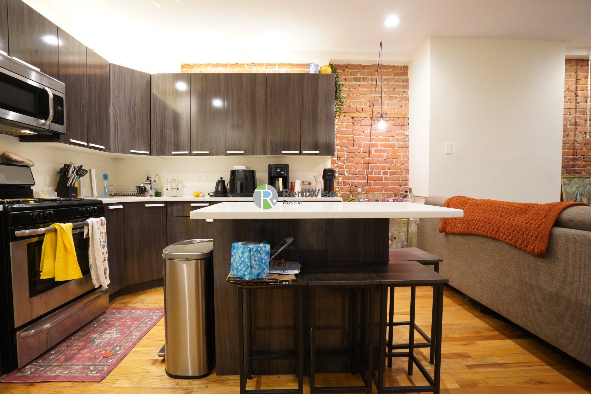 10 Brainerd Rd, Allston