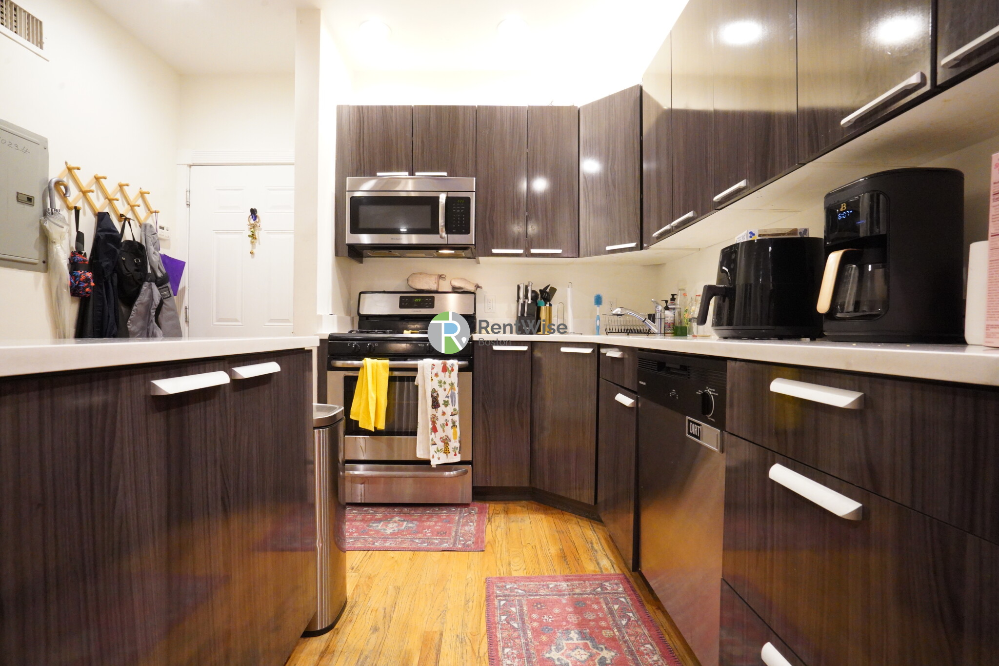 10 Brainerd Rd, Allston