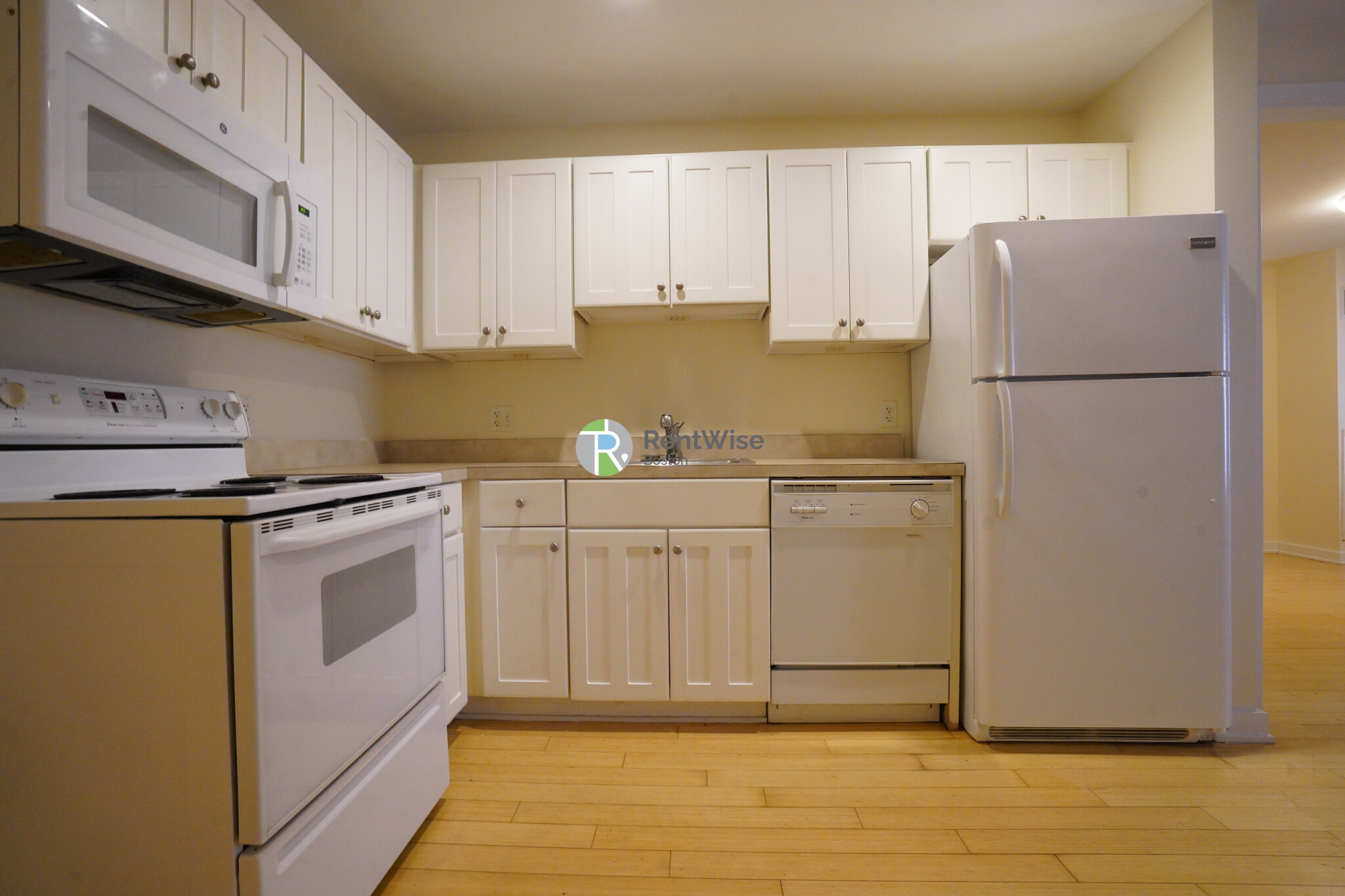 40 Boylston St, Downtown