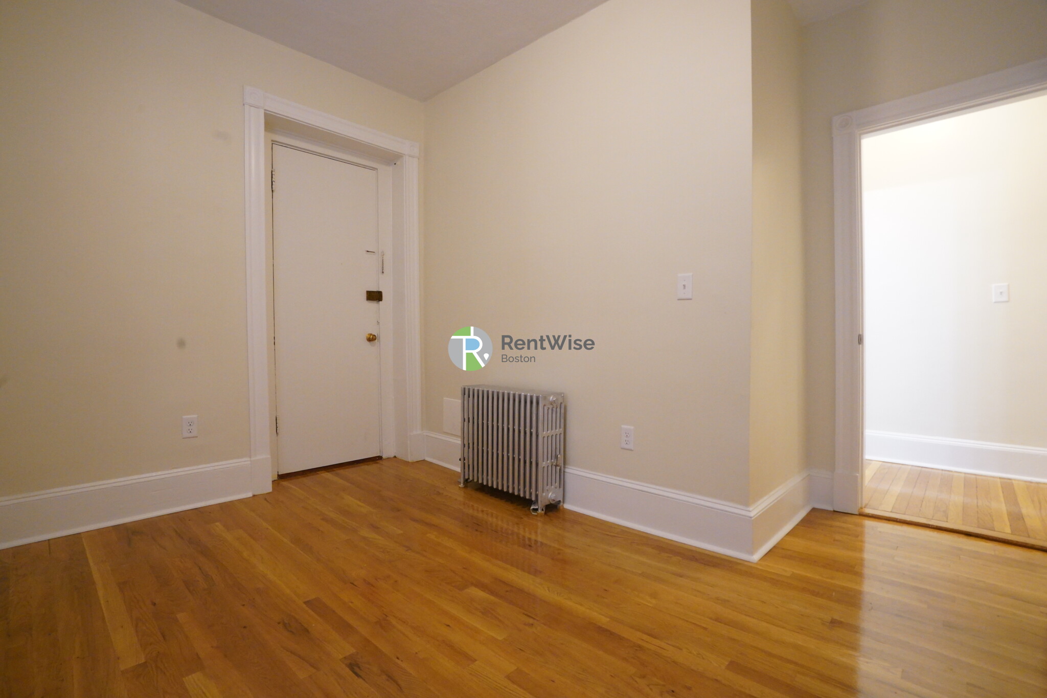 1595 Beacon St, Brookline