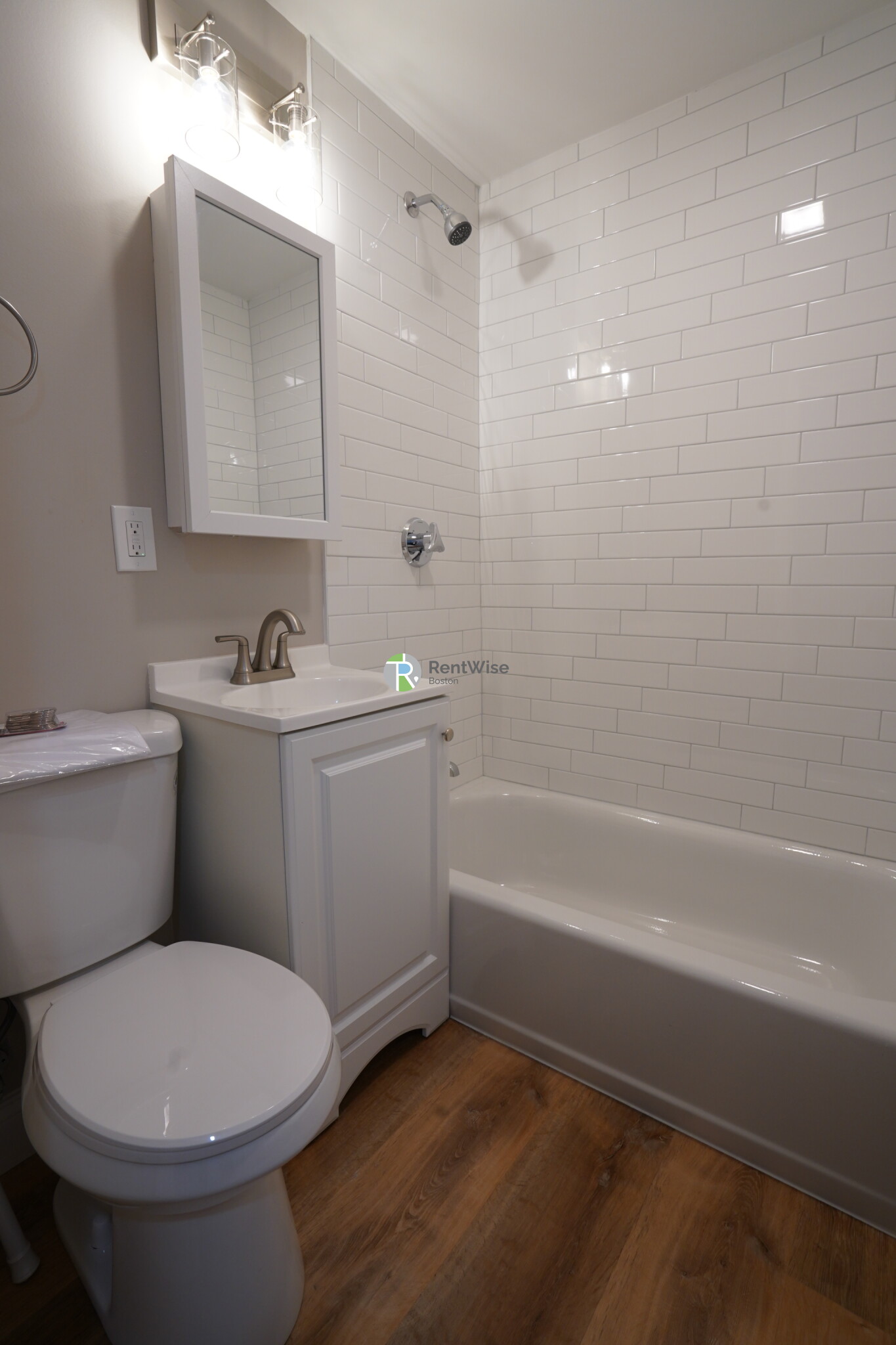 77 Mason Ter, Corey Hill